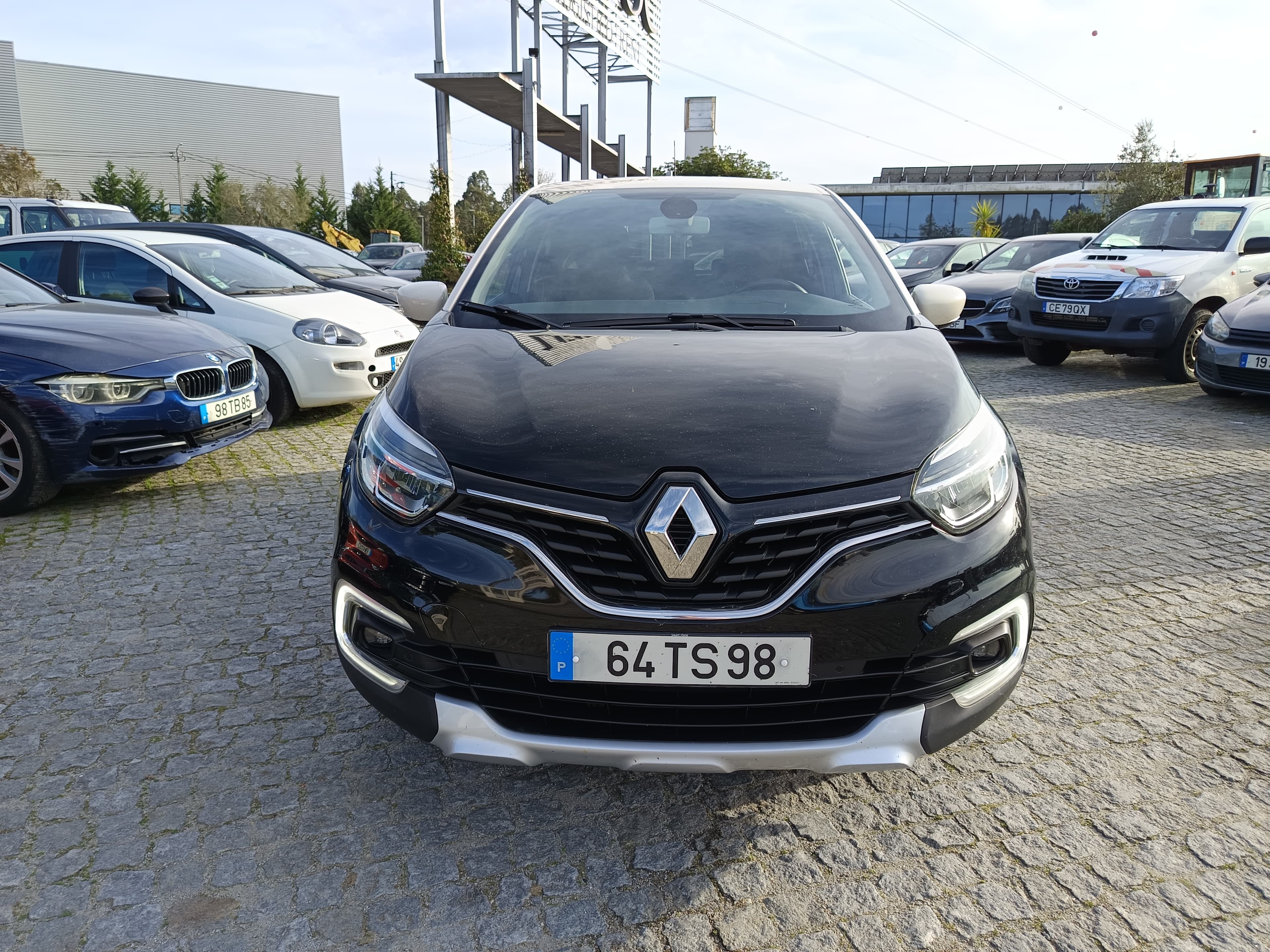 Renault Captur · Ano 2017 — imagen 2