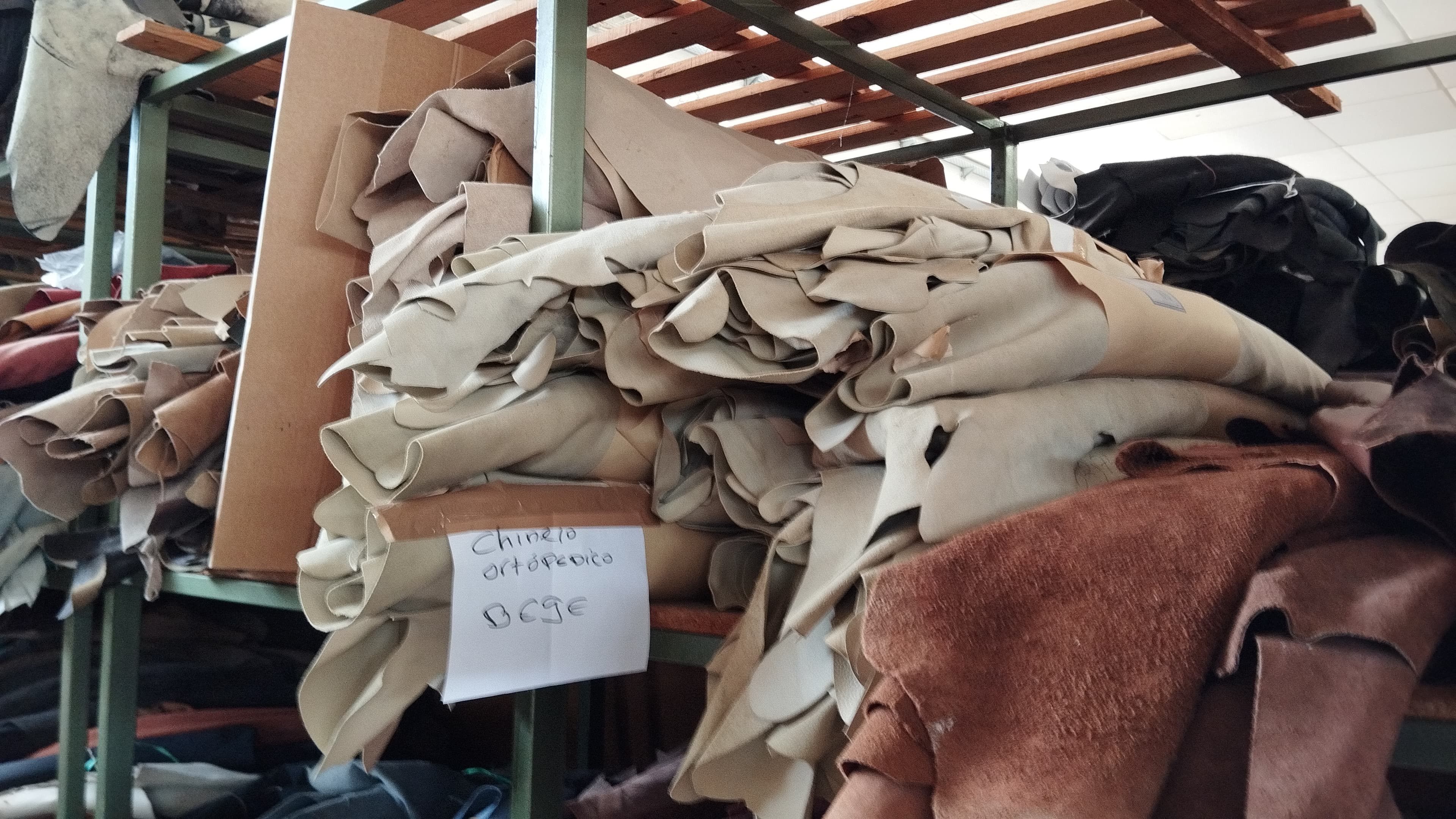 Stock · Solas, Formas e Peles — image 15