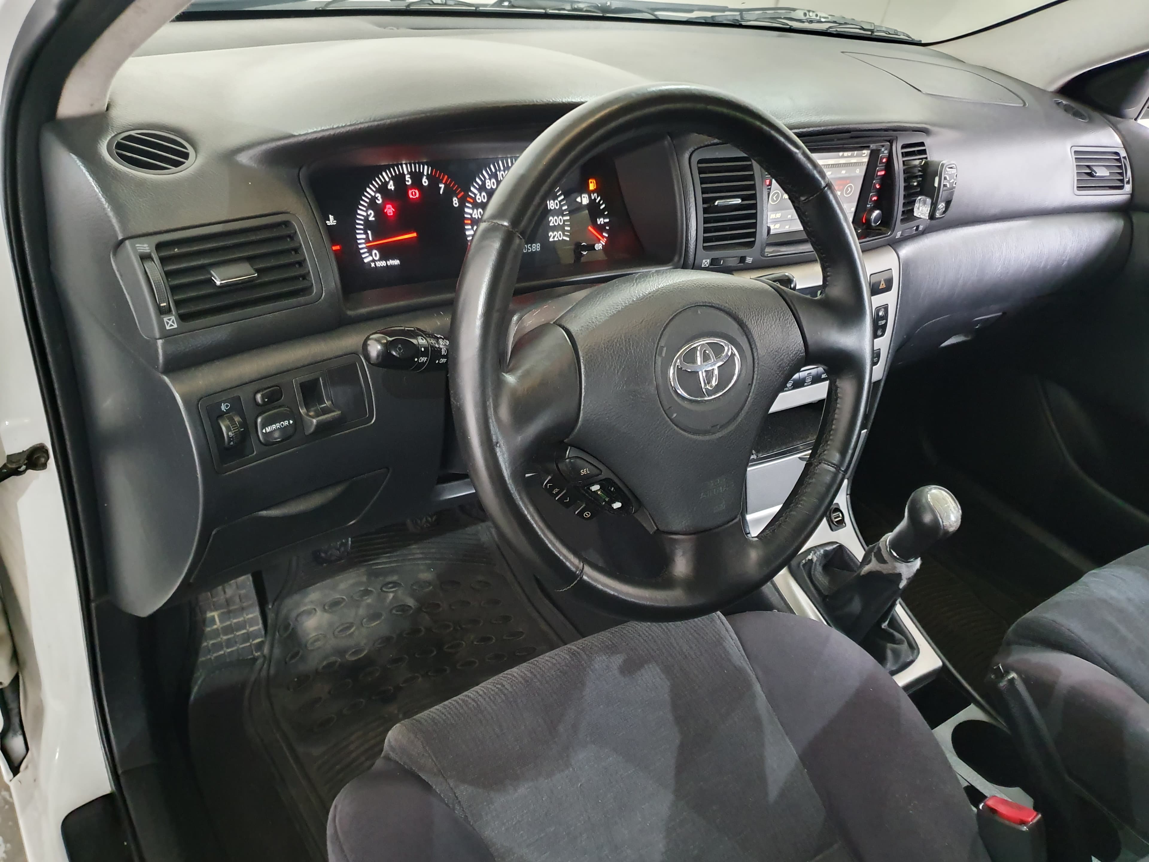 Toyota Corolla VVT-i · Ano 2002 — imagen 47