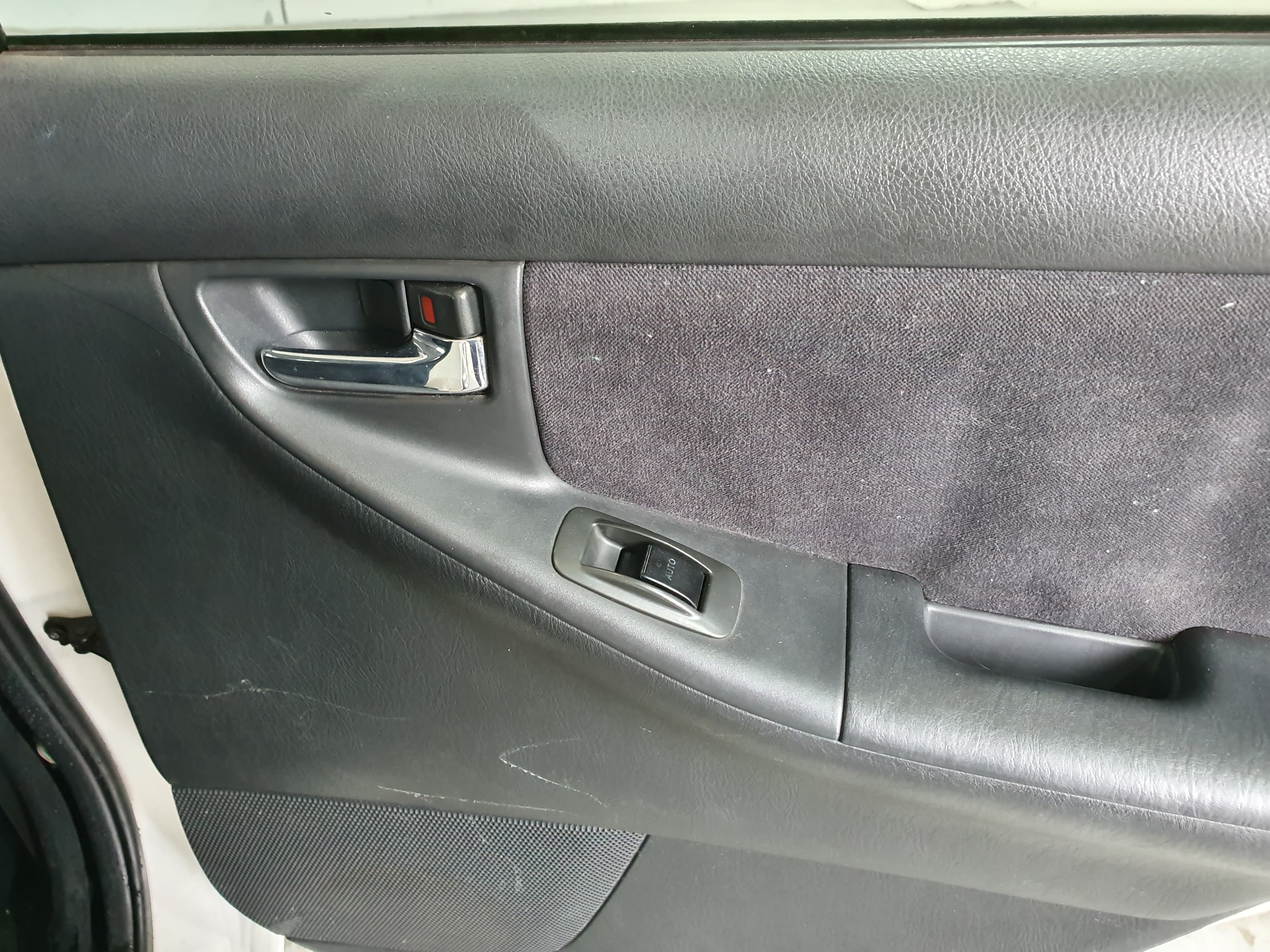 Toyota Corolla VVT-i · Ano 2002 — imagen 25
