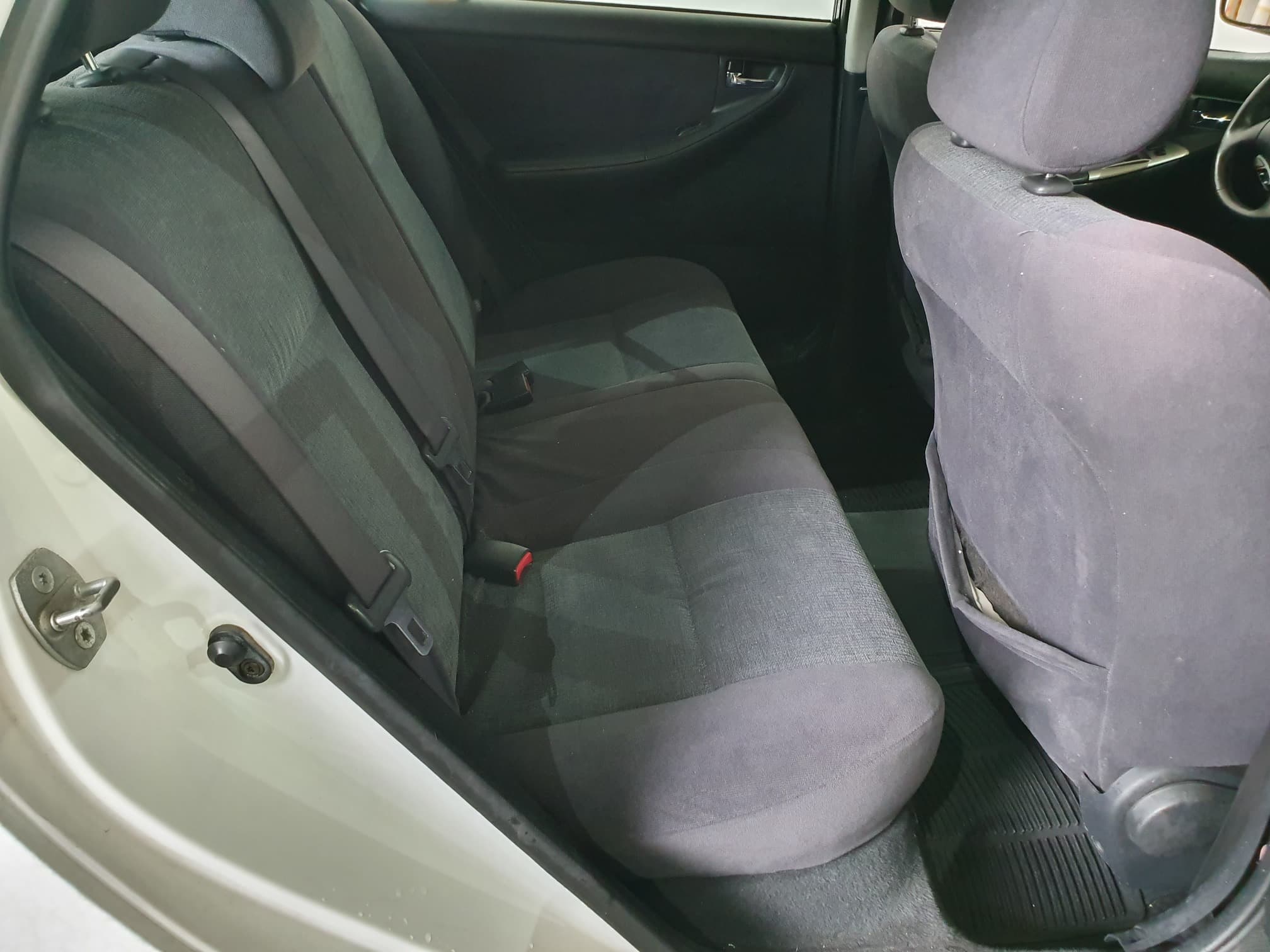 Toyota Corolla Ano 2003 40-46-UA — imagen 10