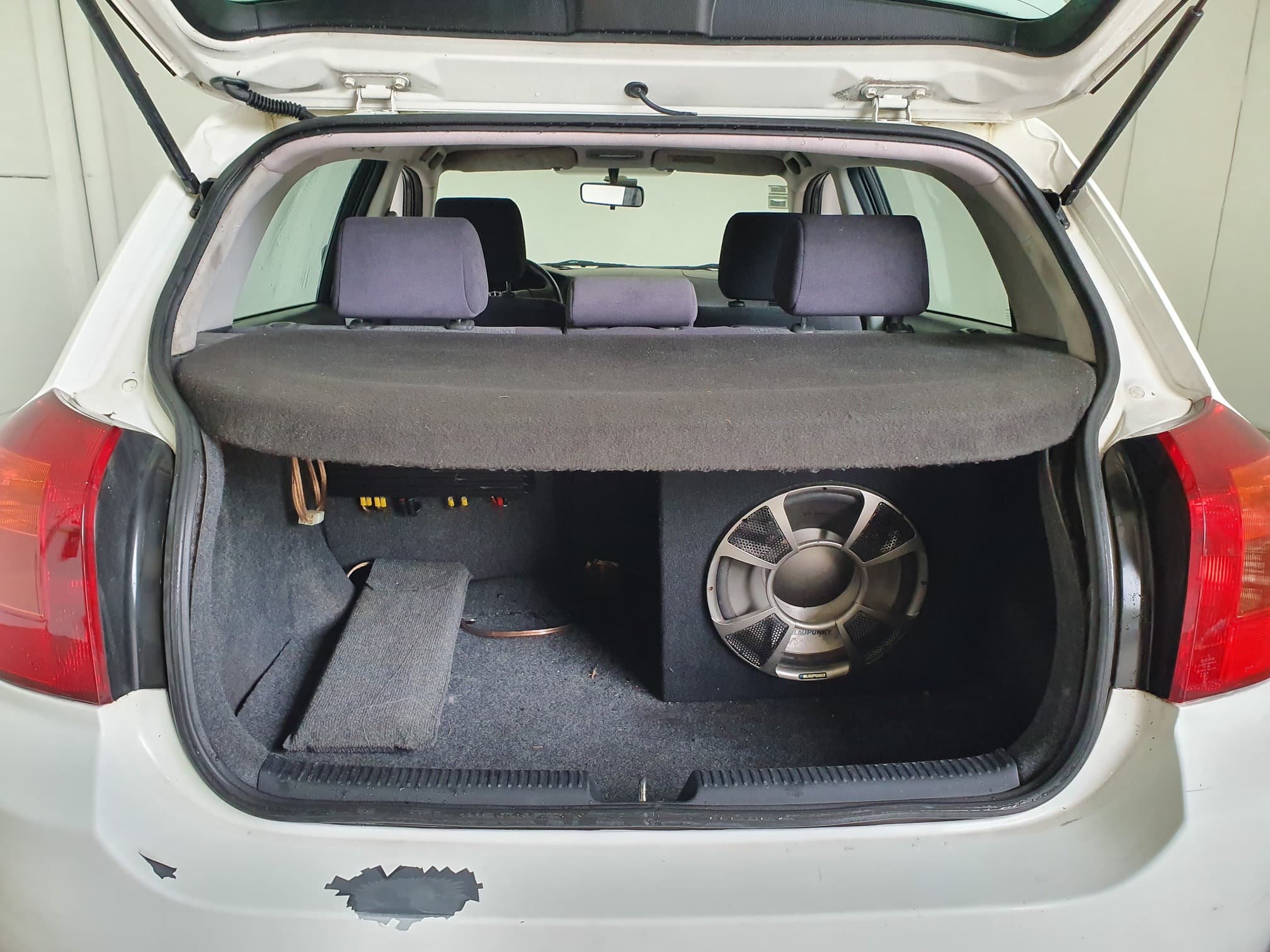 Toyota Corolla Ano 2003 40-46-UA — imagen 31