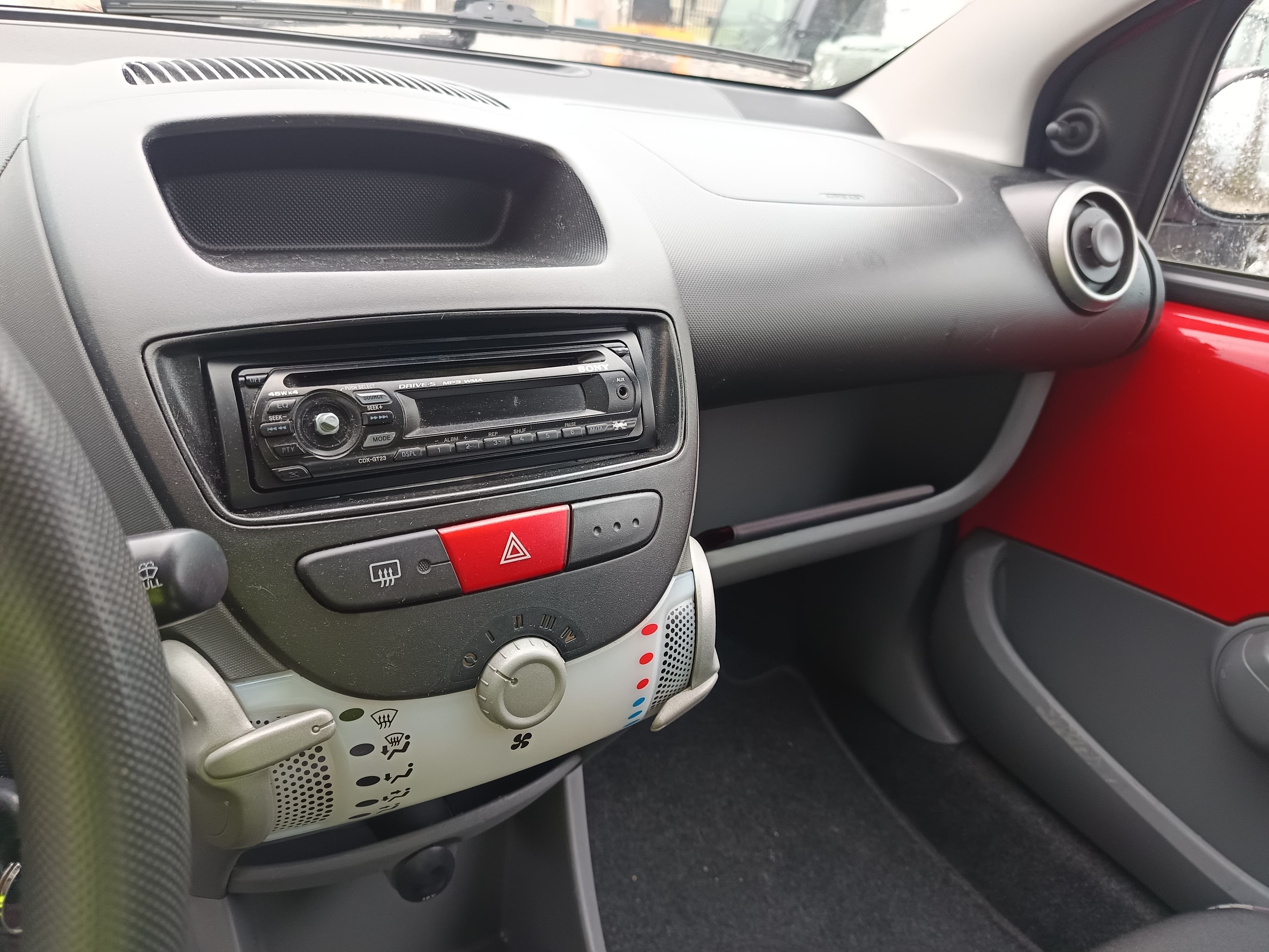 Citroën C1 · Ano 2009 — imagen 32
