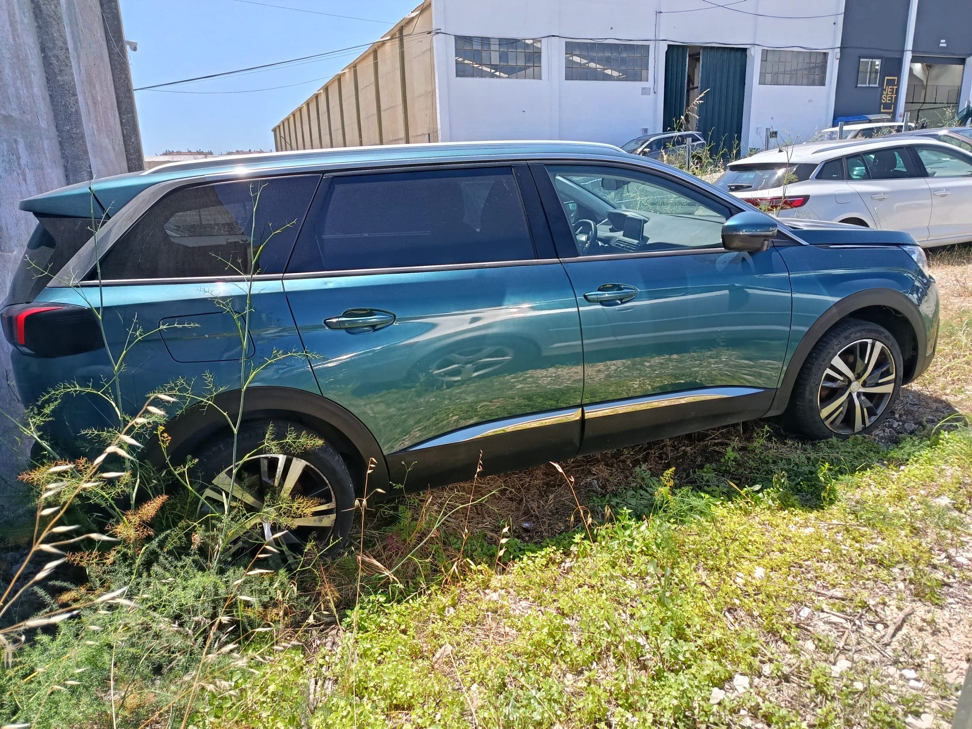 Peugeot 5008 · 7 Lugares · Ano 2019 — imagen 4