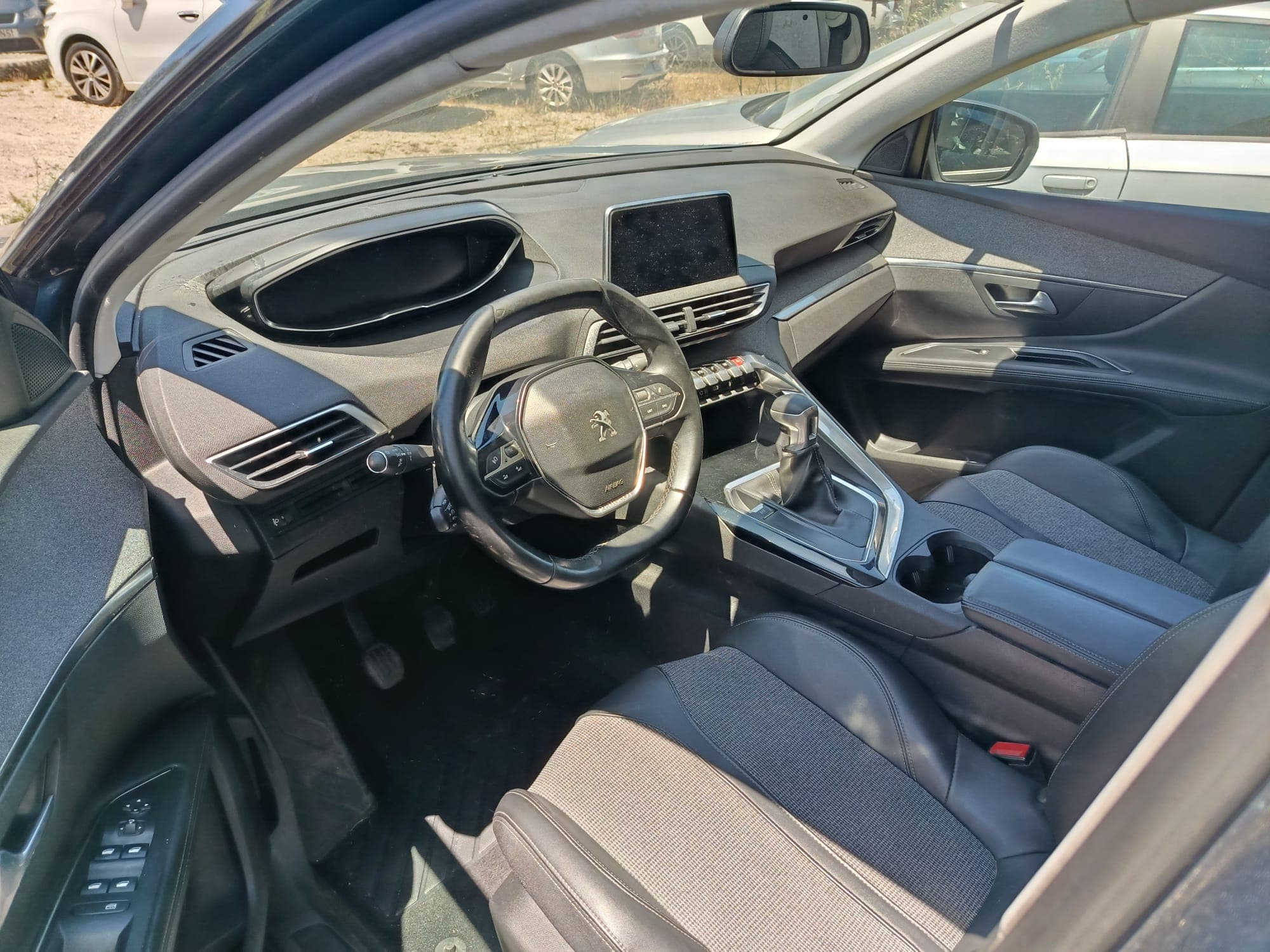 Peugeot 5008 · 7 Lugares · Ano 2019 — imagen 10
