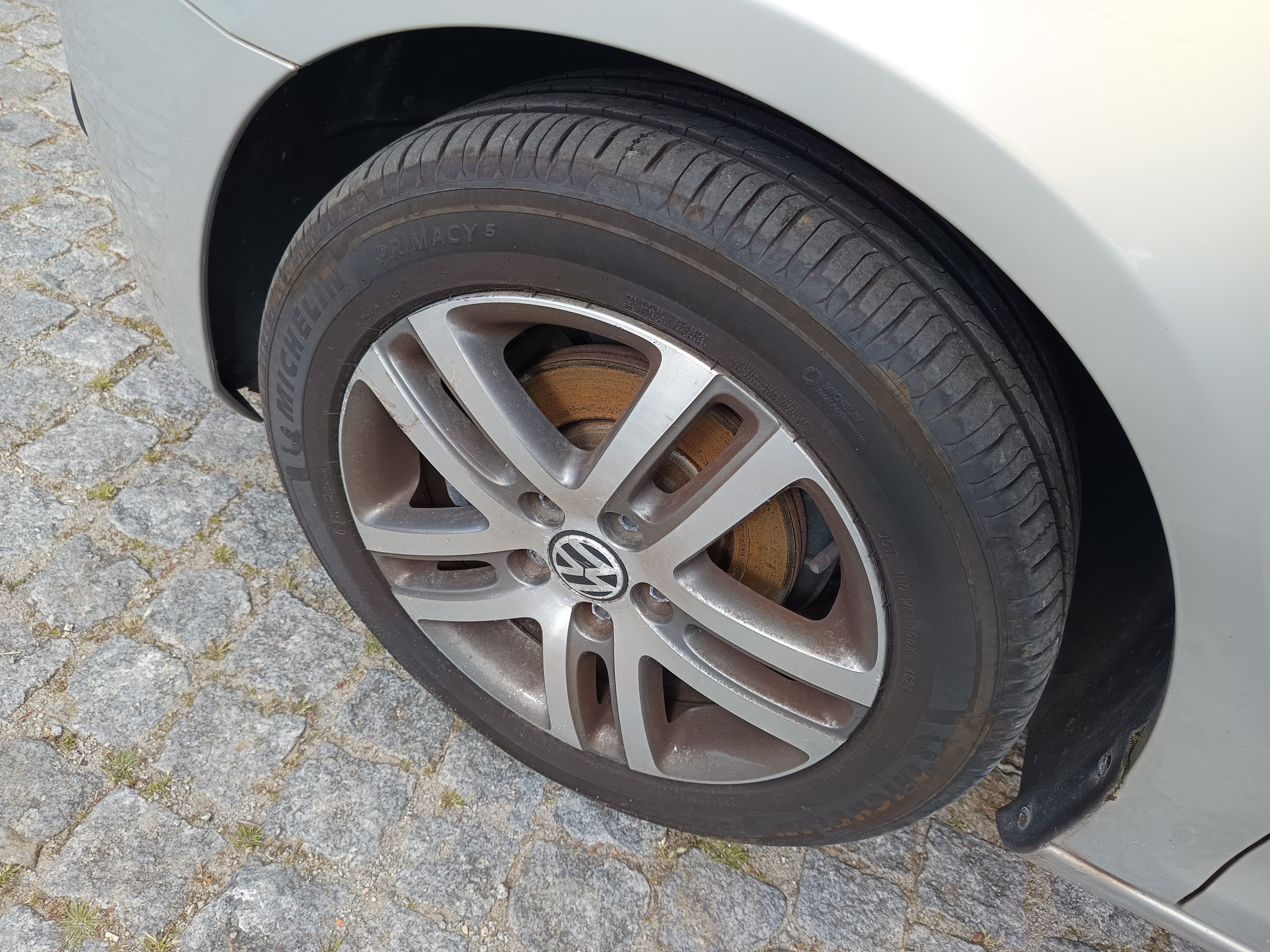 Volkswagen Golf · Ano 2010 — imagen 24