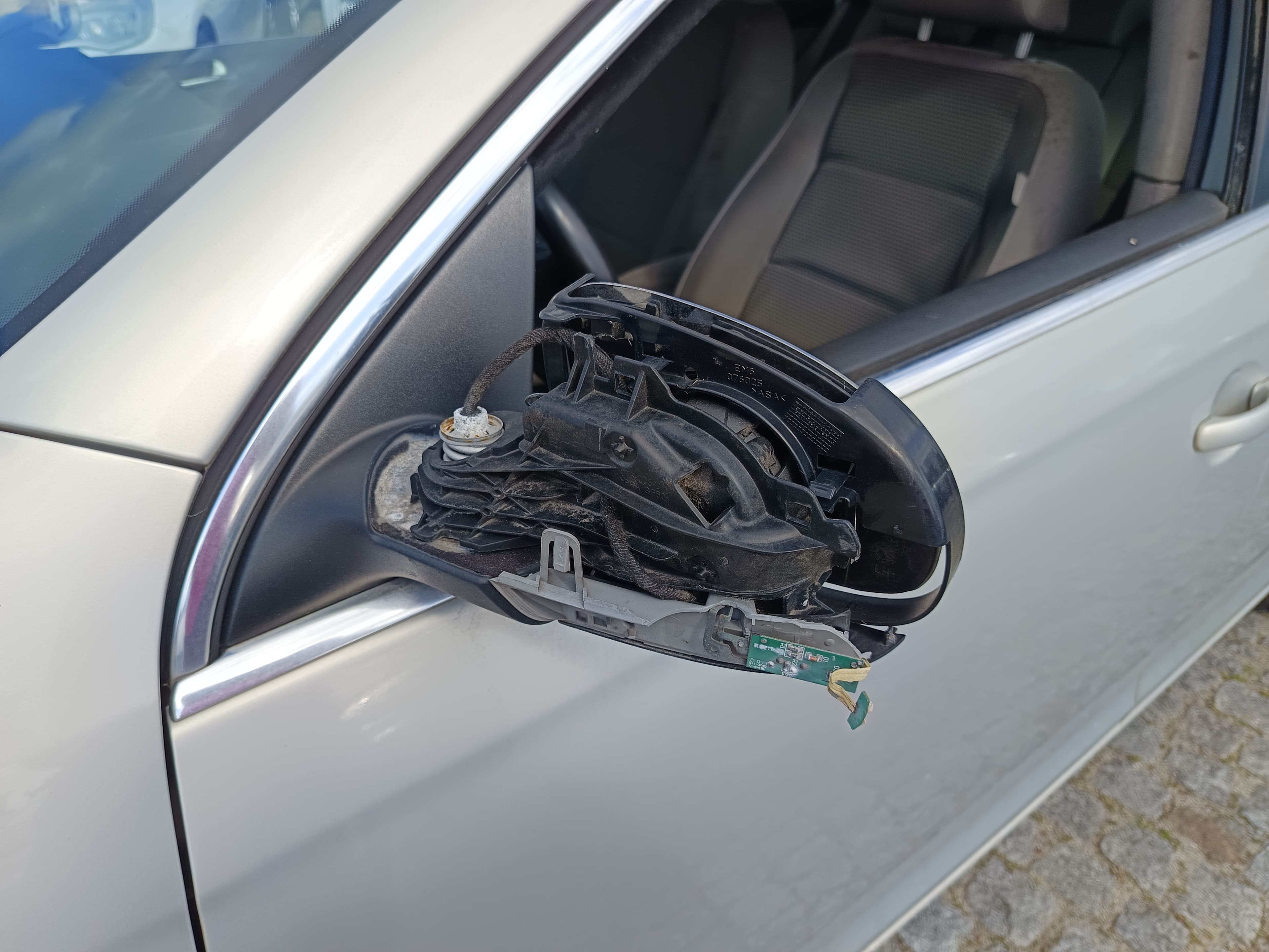 Volkswagen Golf · Ano 2010 — imagen 25
