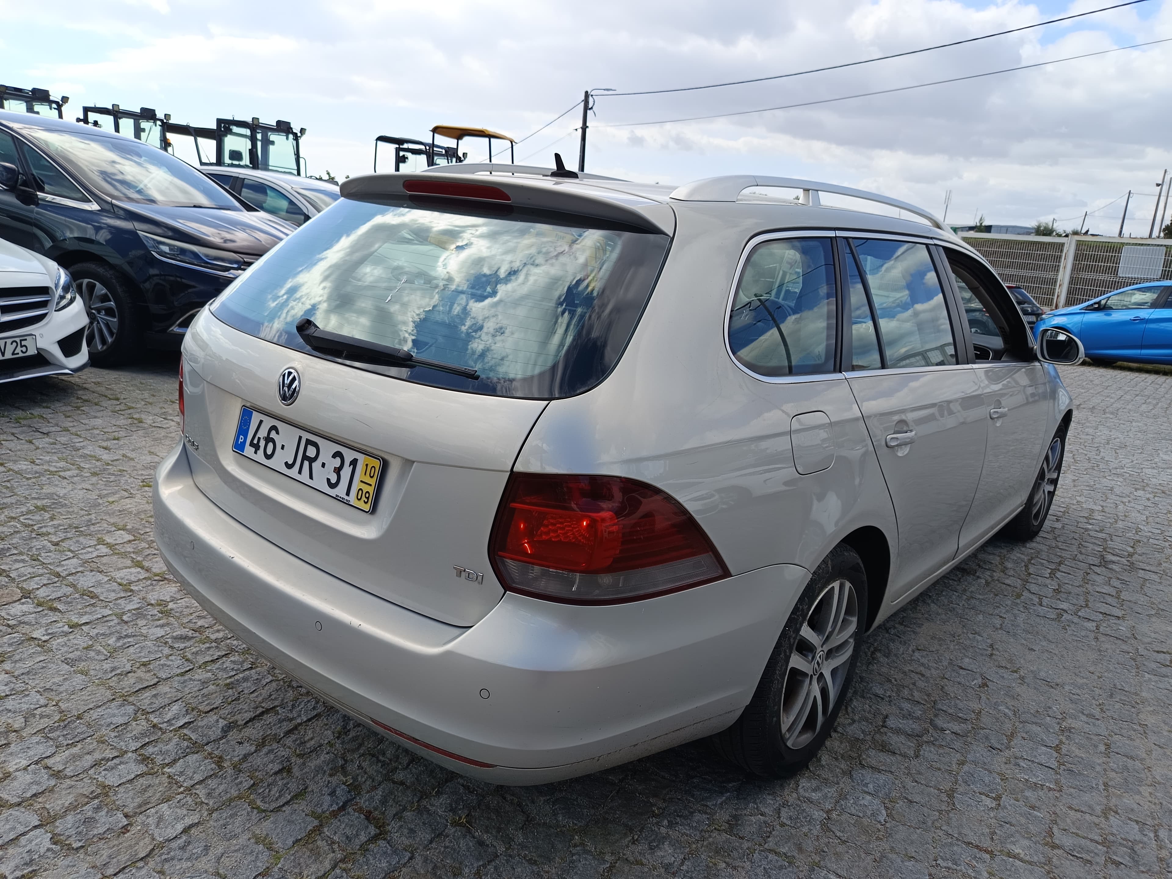 Volkswagen Golf · Ano 2010 — imagen 5