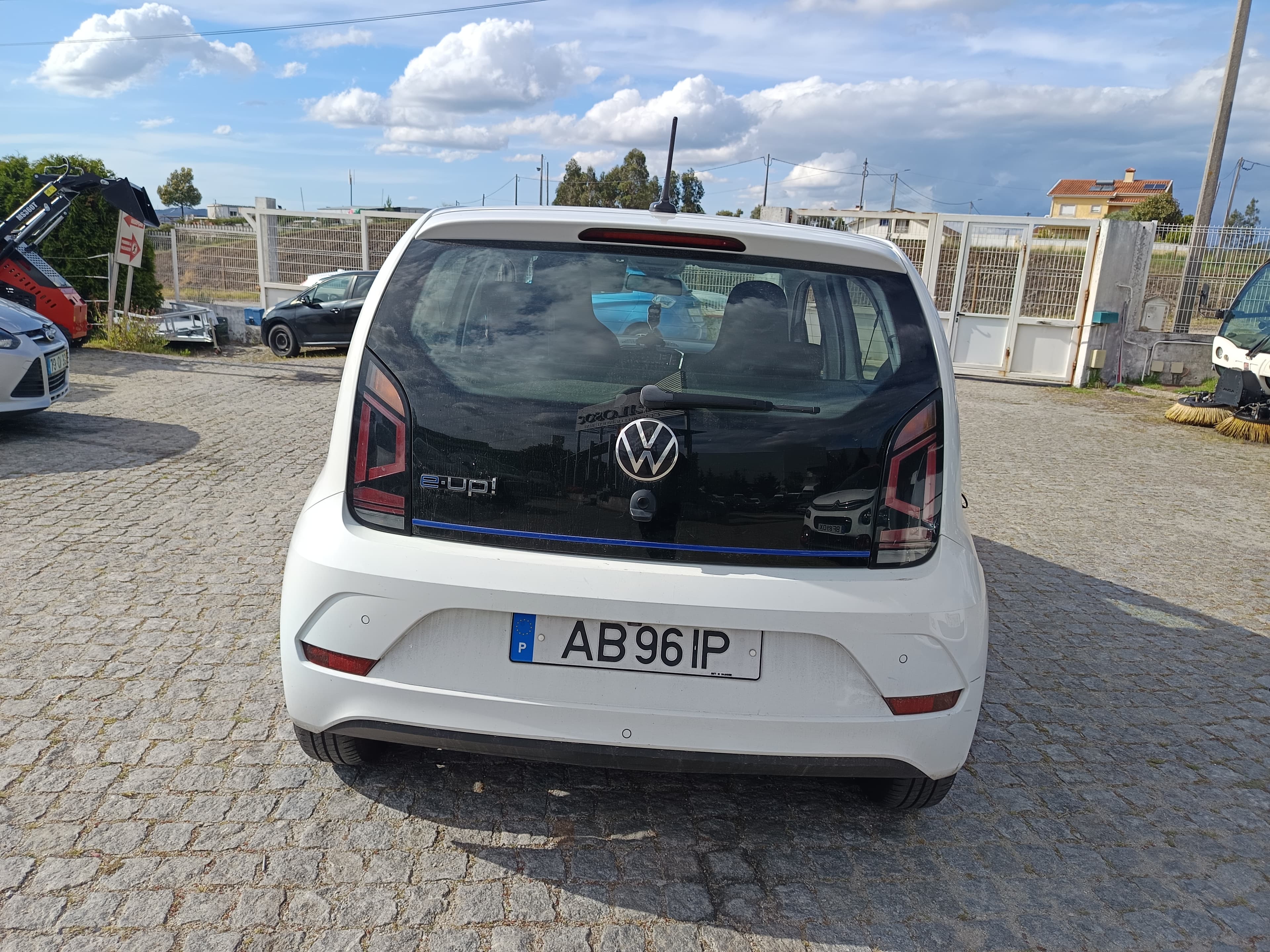 Volkswagen e-UP · Ano 2020 — imagen 5