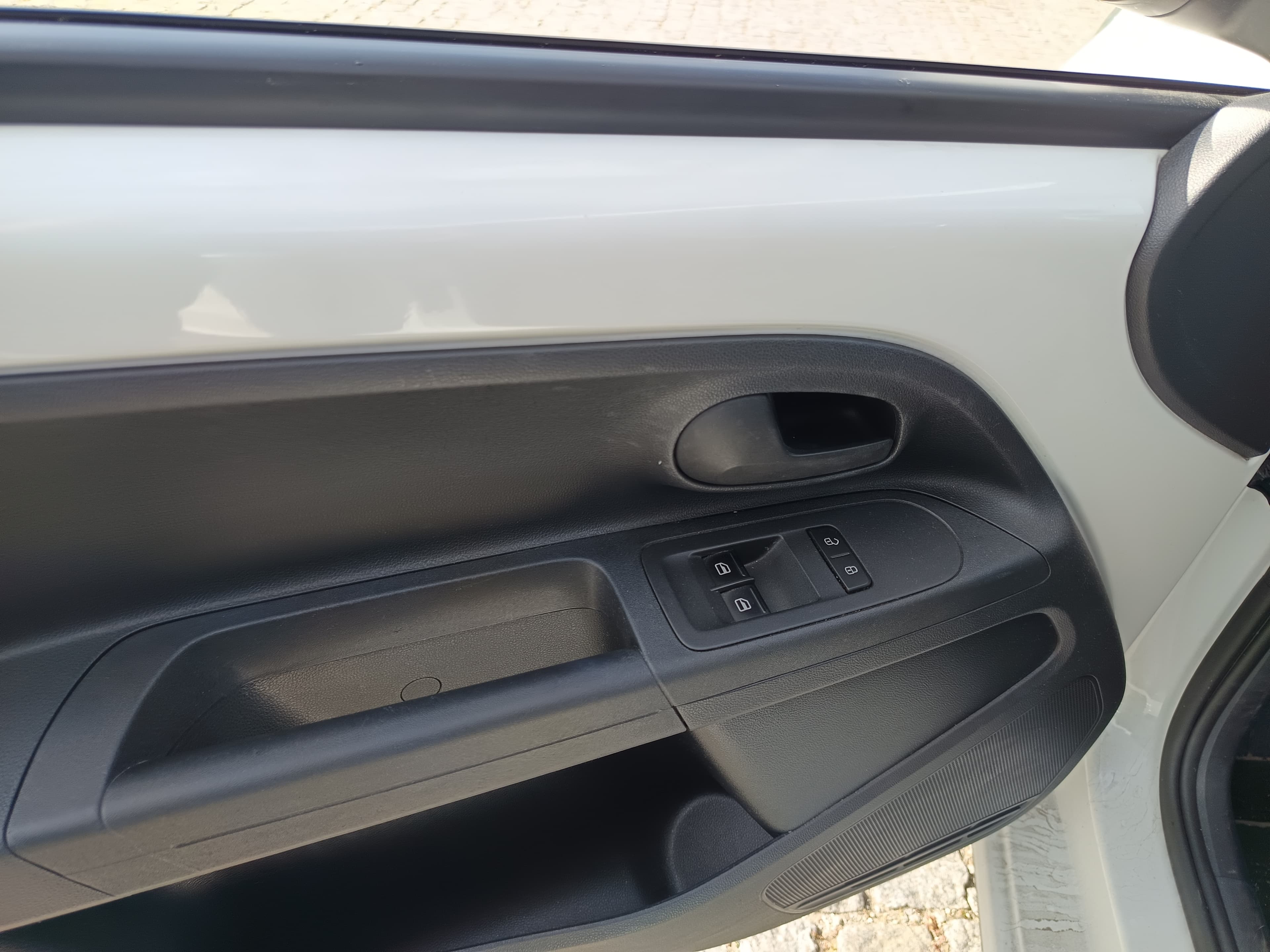 Volkswagen e-UP · Ano 2020 — imagen 31