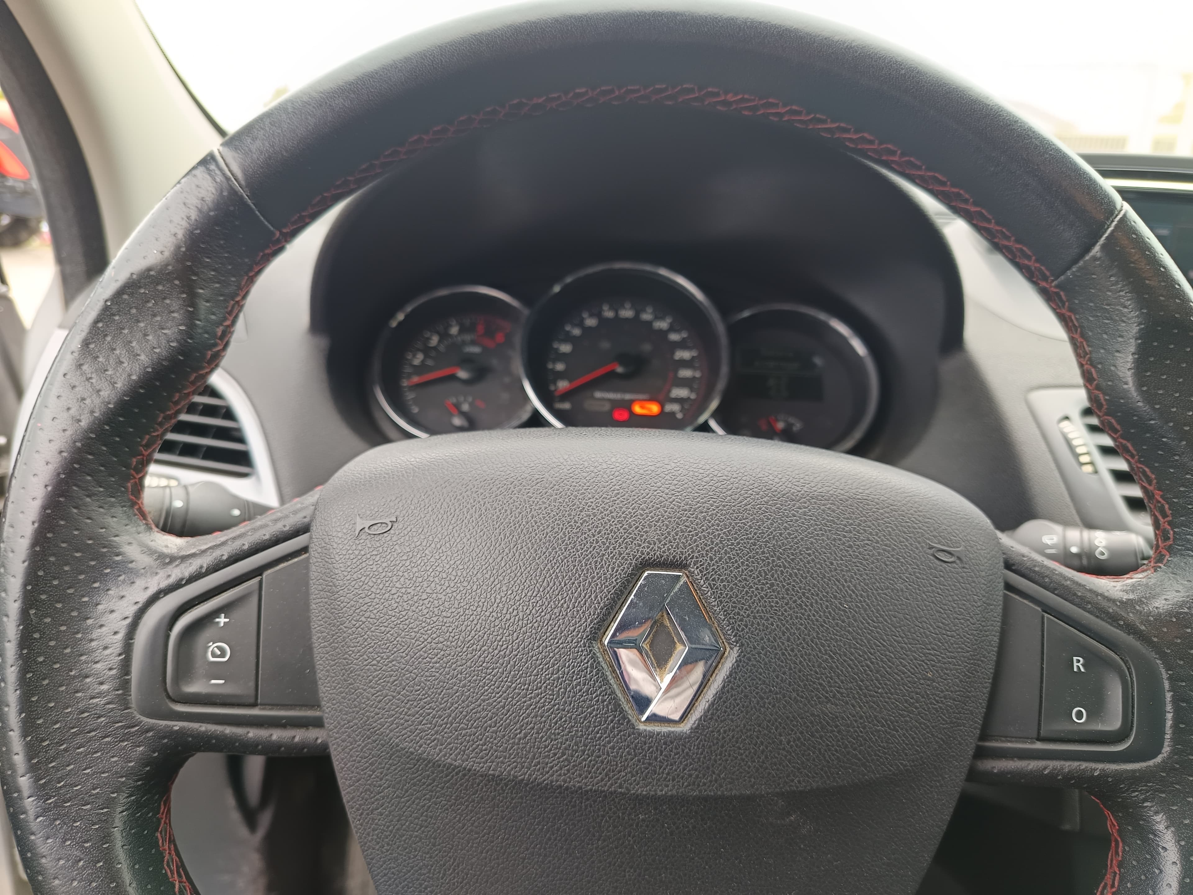 Renault Mégane · Year 2016 — image 38