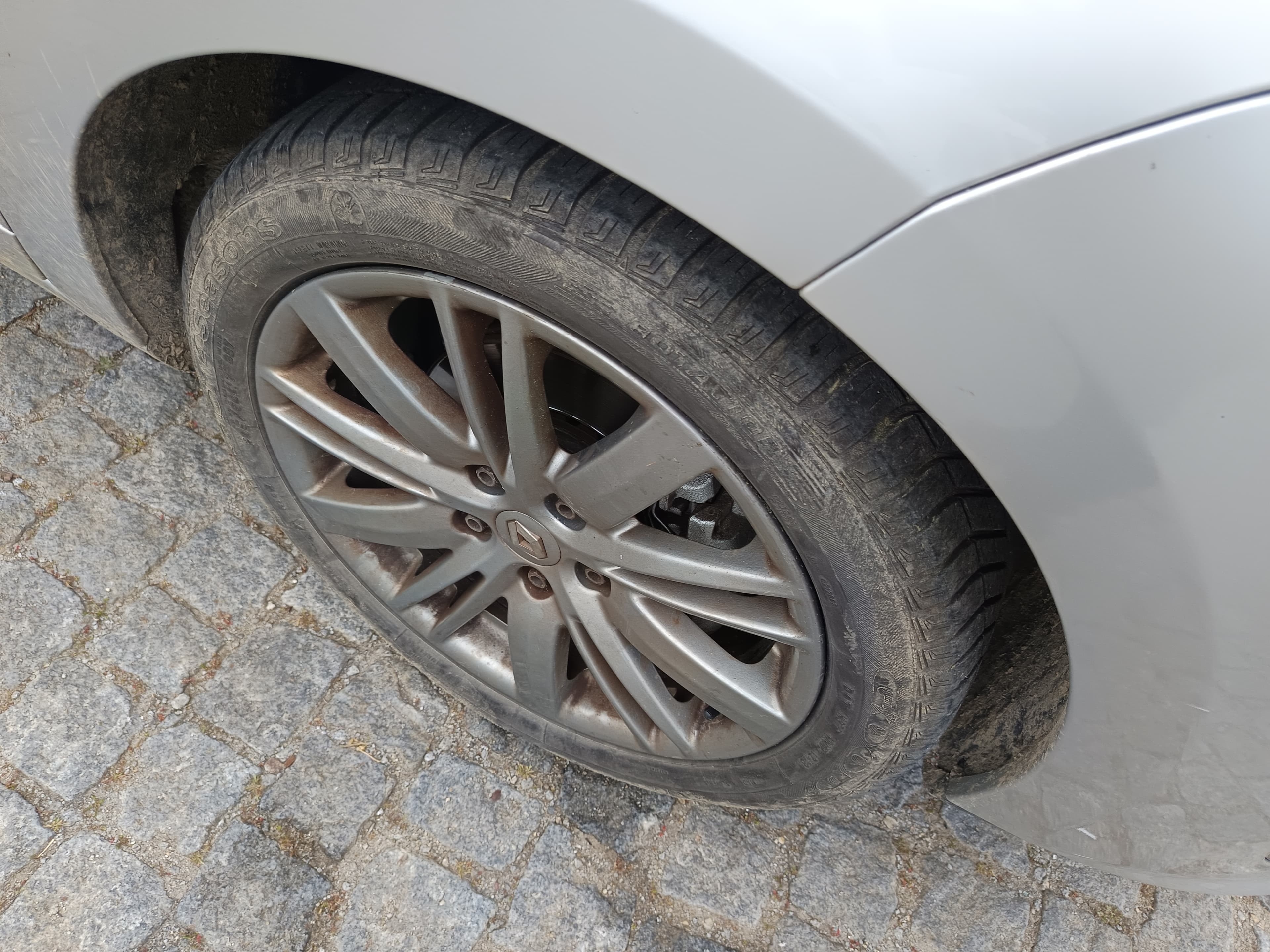 Renault Mégane · Year 2016 — image 10