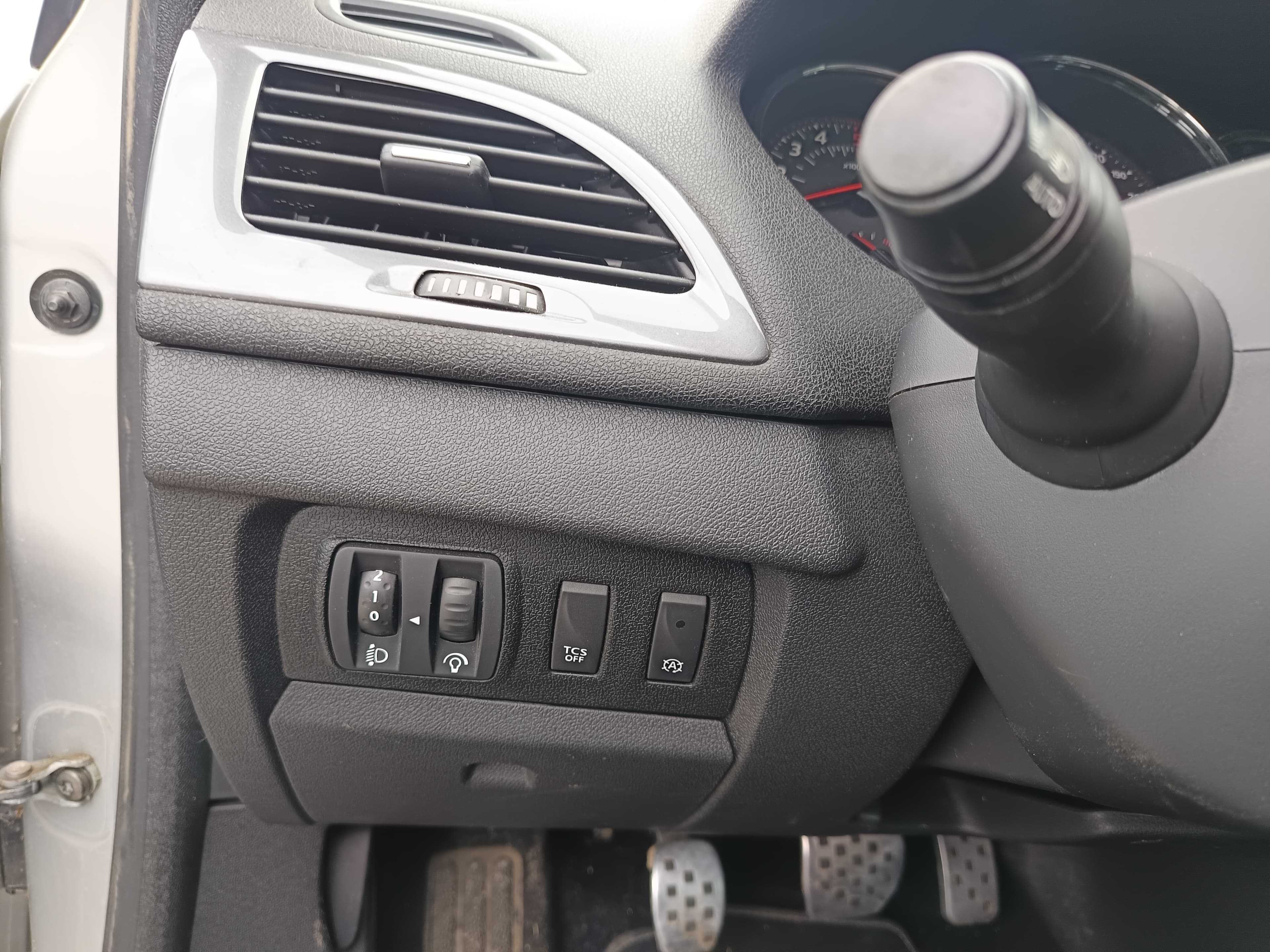 Renault Mégane · Year 2016 — image 42