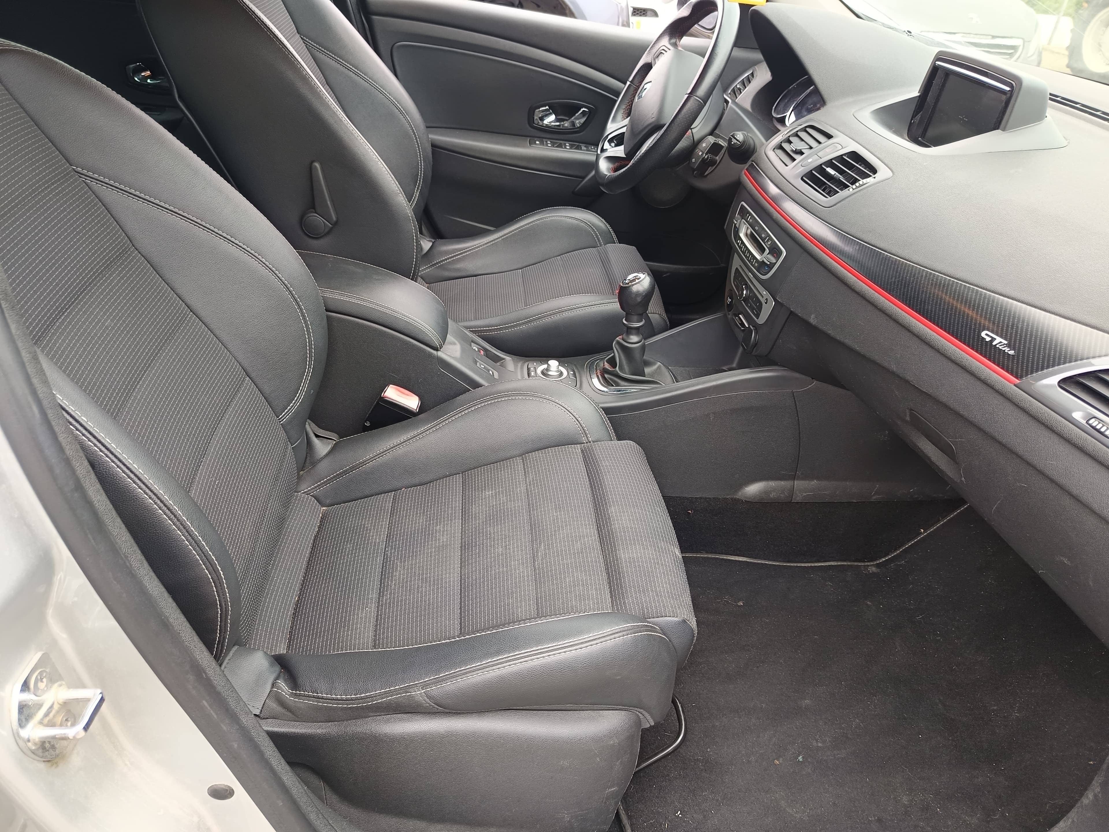 Renault Mégane · Year 2016 — image 25