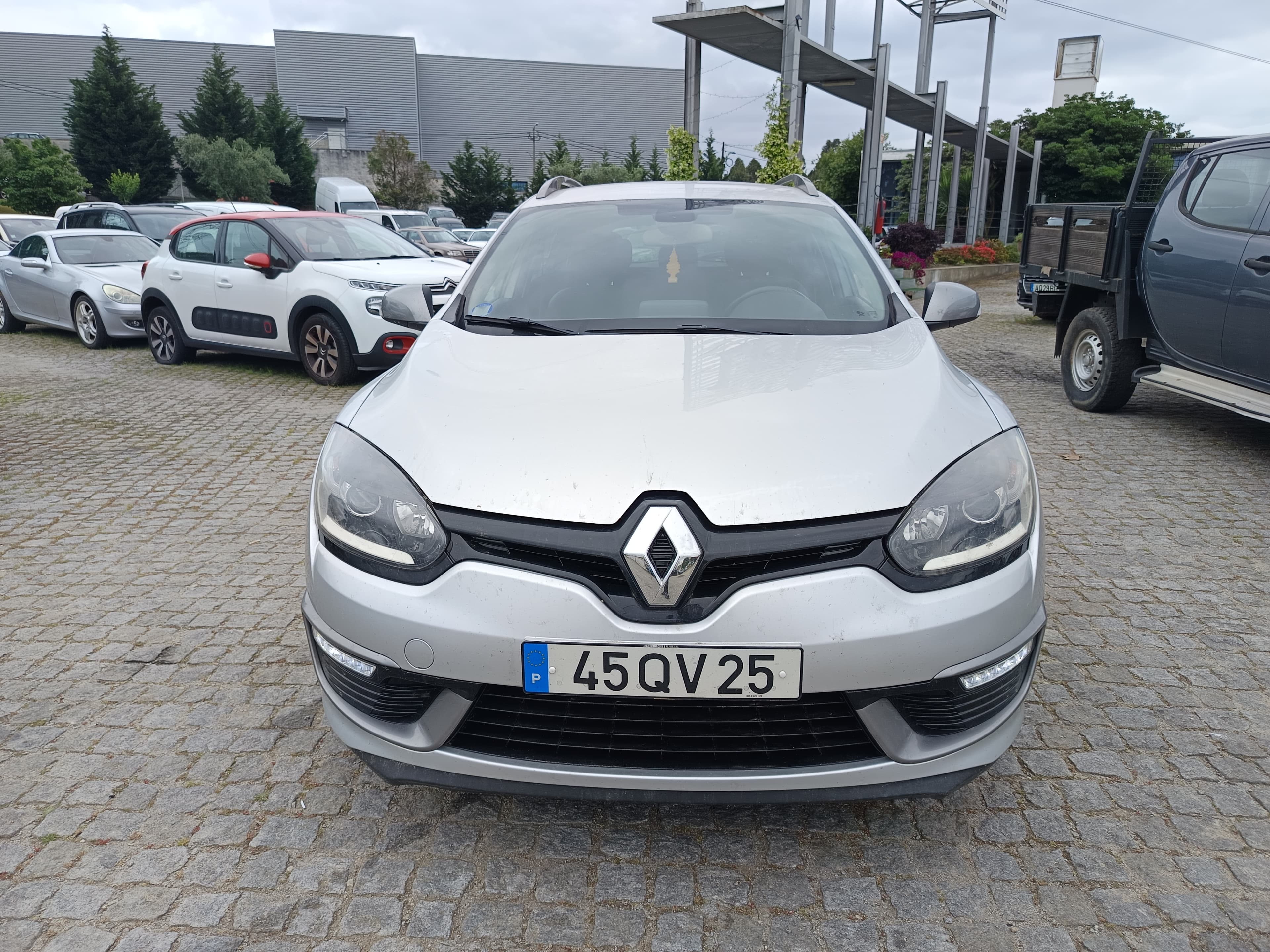 Renault Mégane · Year 2016 — image 2