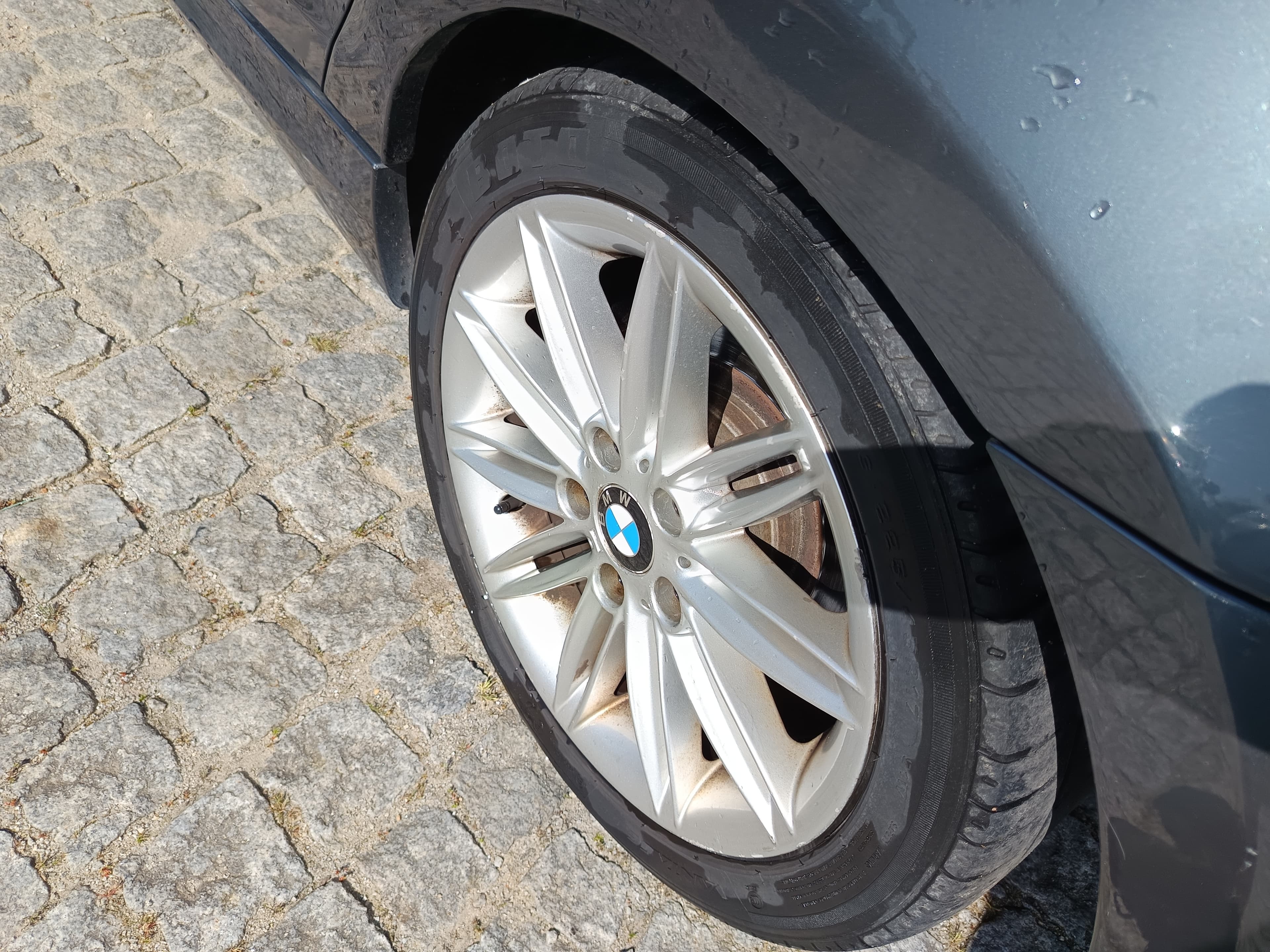 BMW 118 d · Ano 2008 — image 16