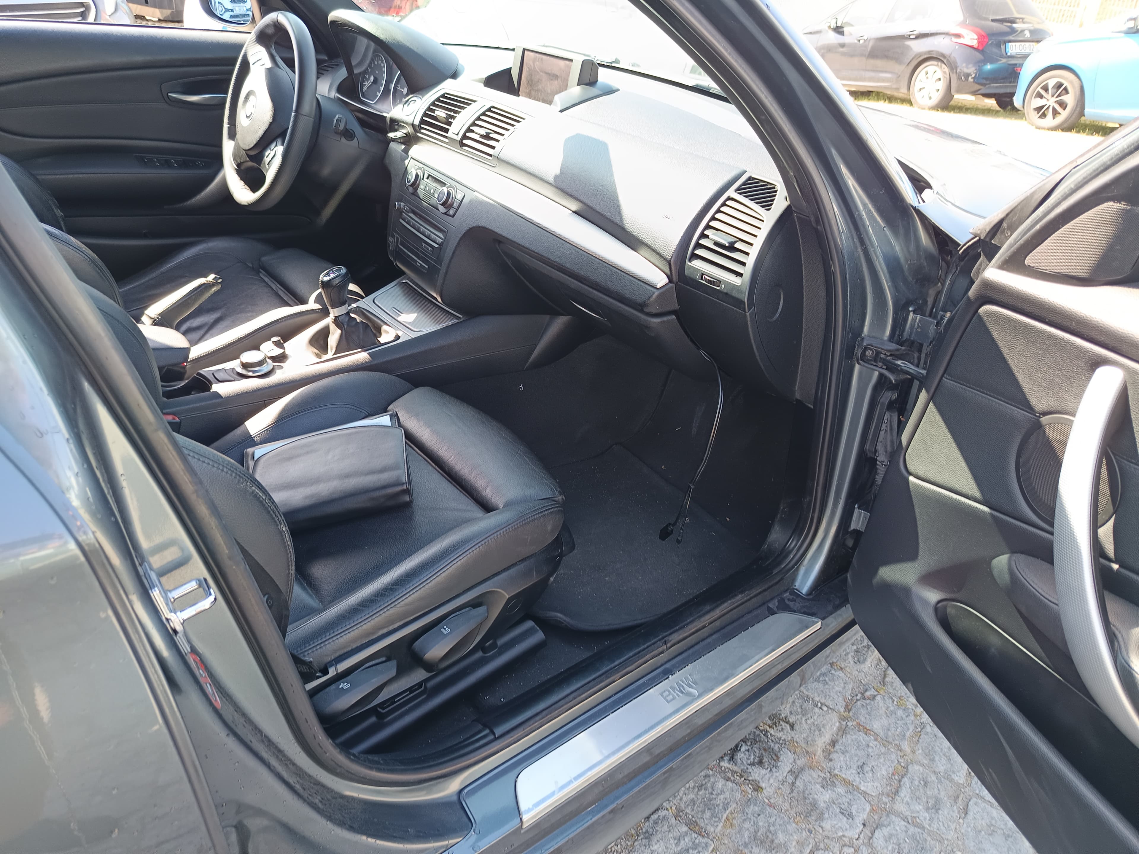 BMW 118 d · Ano 2008 — image 23