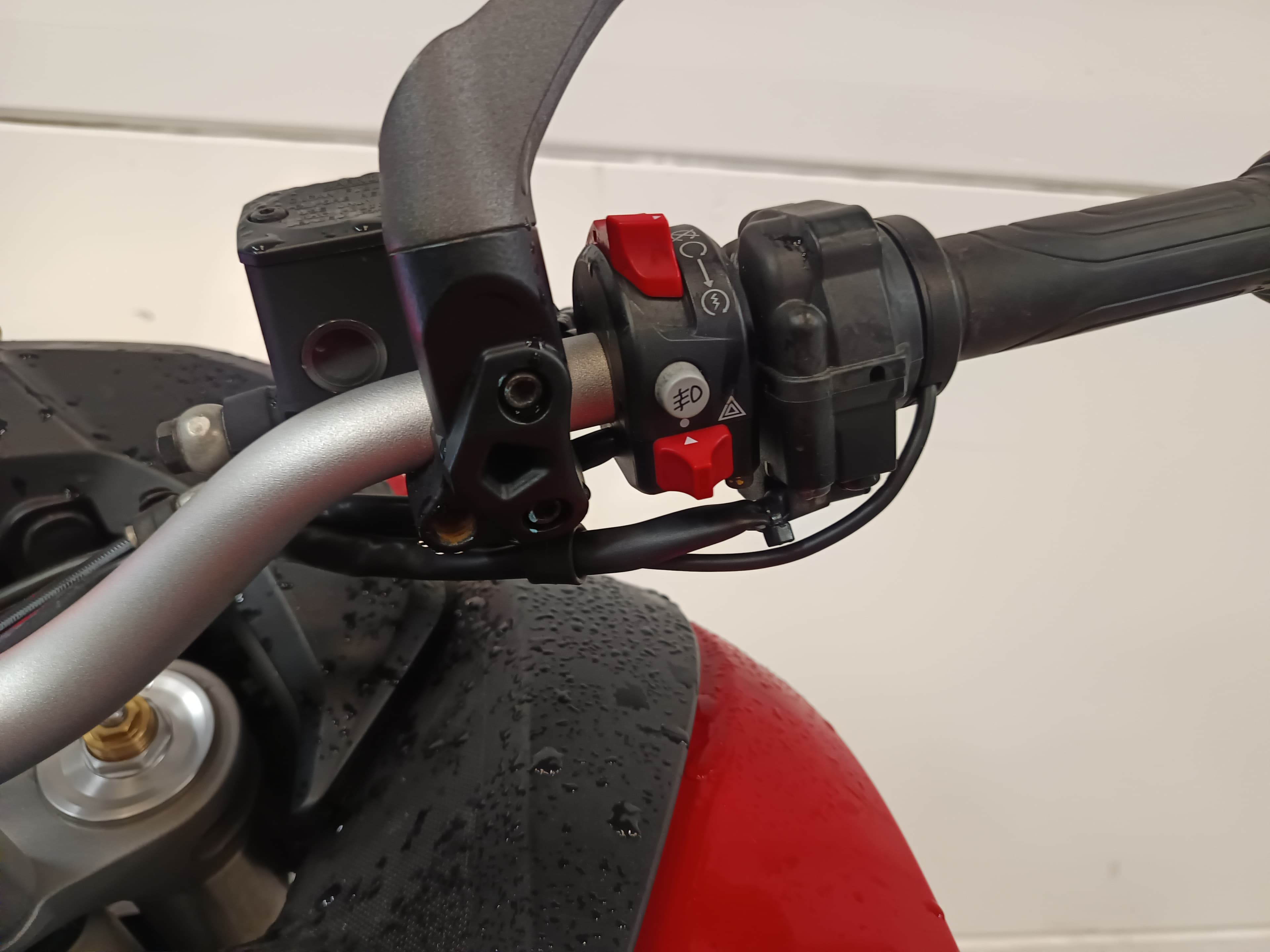 Ducati Multistrada 950 RED · Ano 2020 — image 13