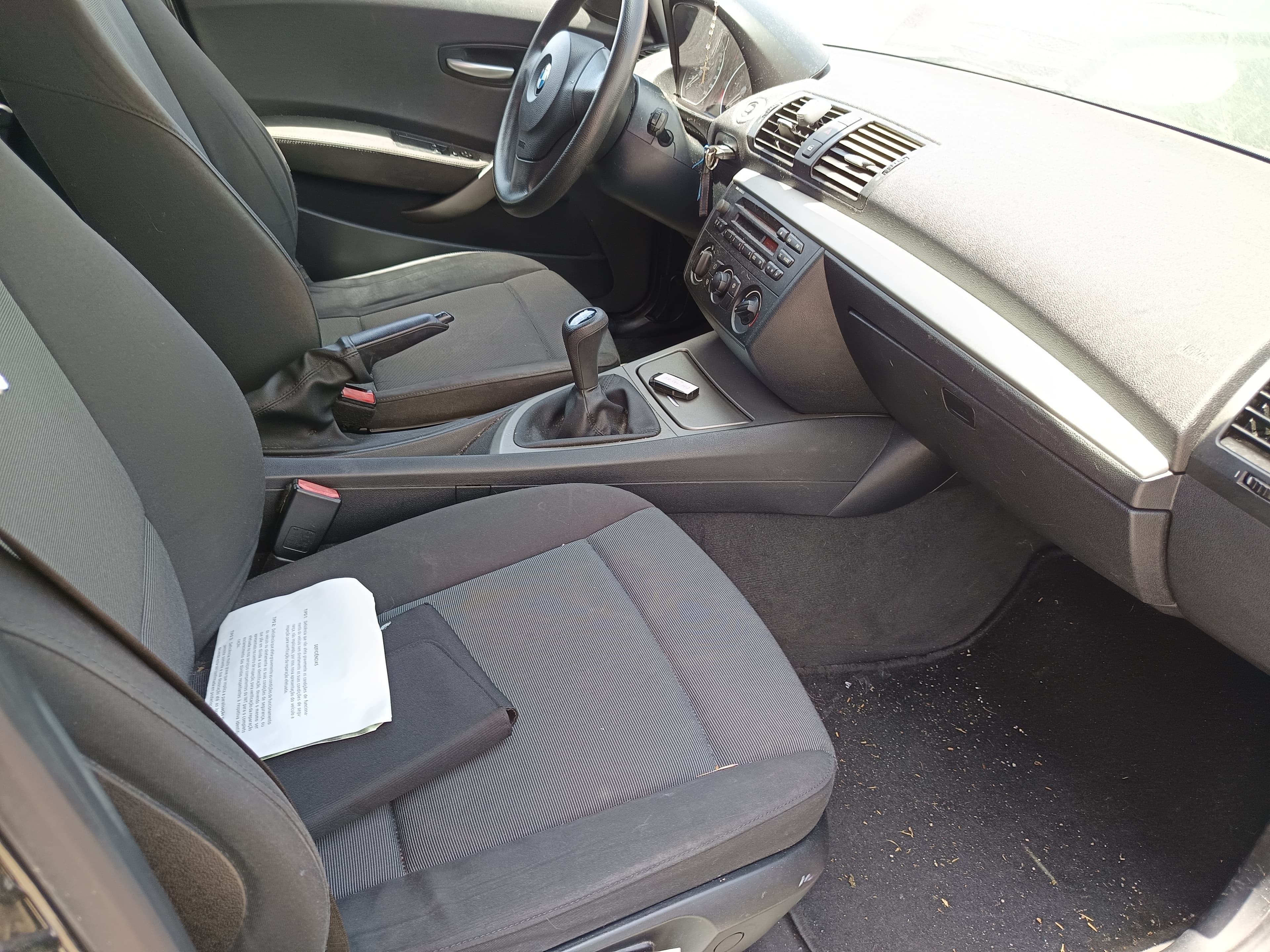 BMW 118 d · Ano 2007 — imagen 24
