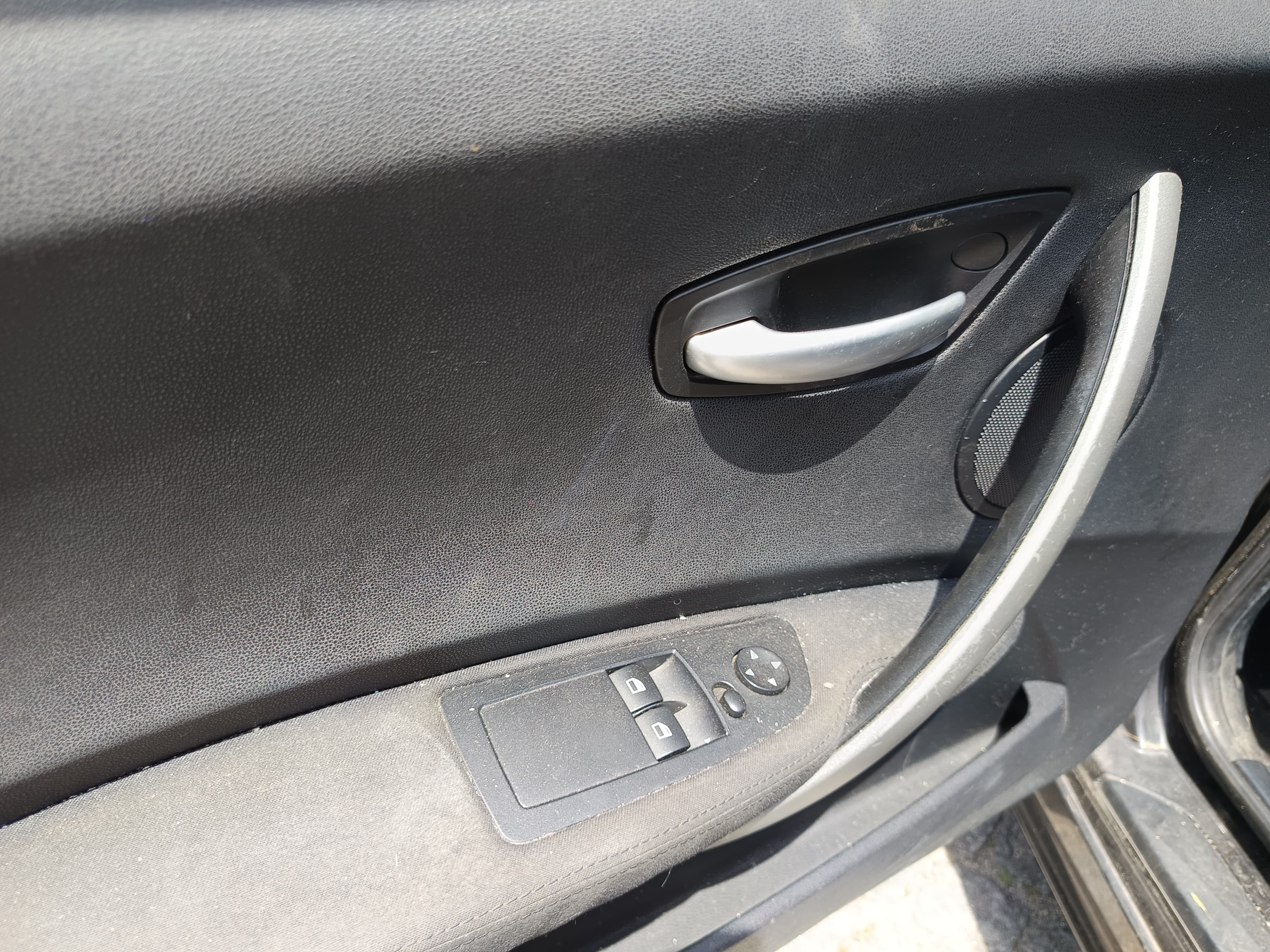 BMW 118 d · Ano 2007 — imagen 29