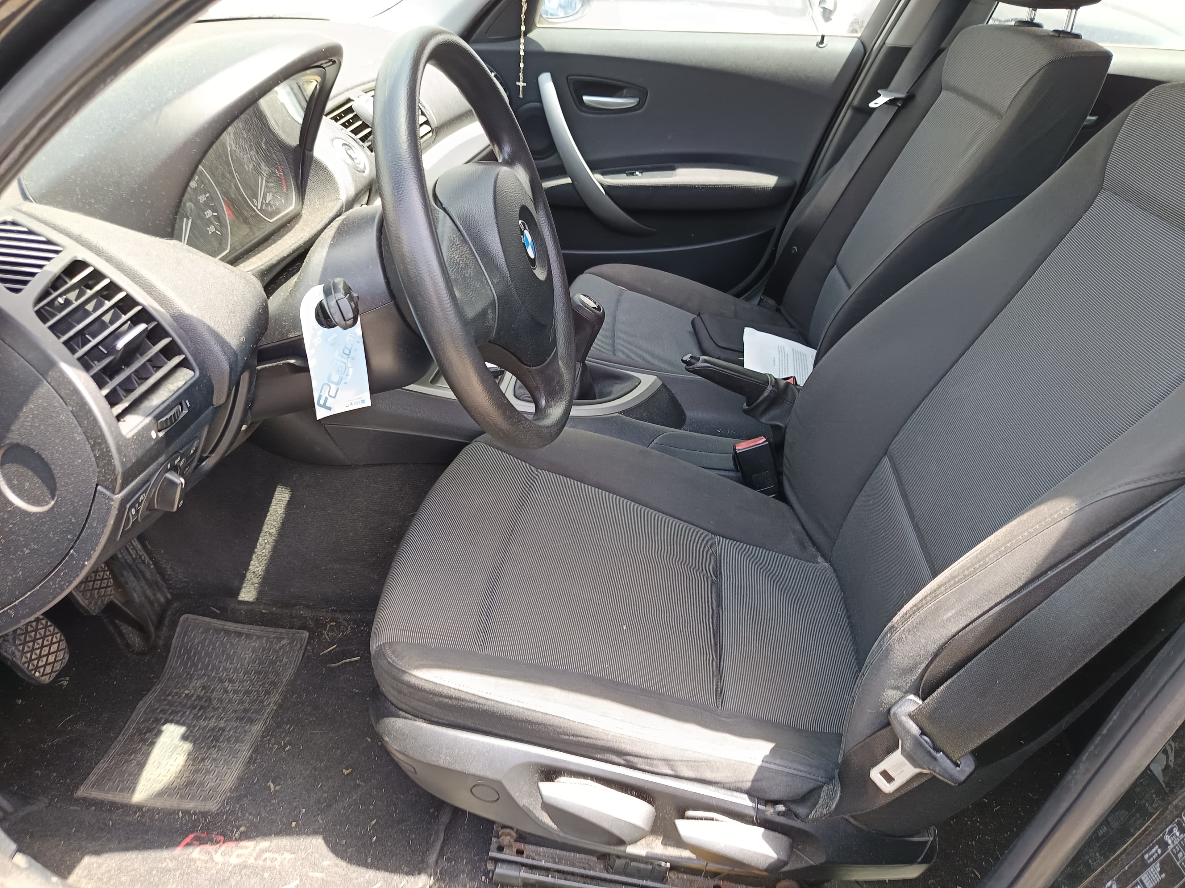 BMW 118 d · Ano 2007 — imagen 30