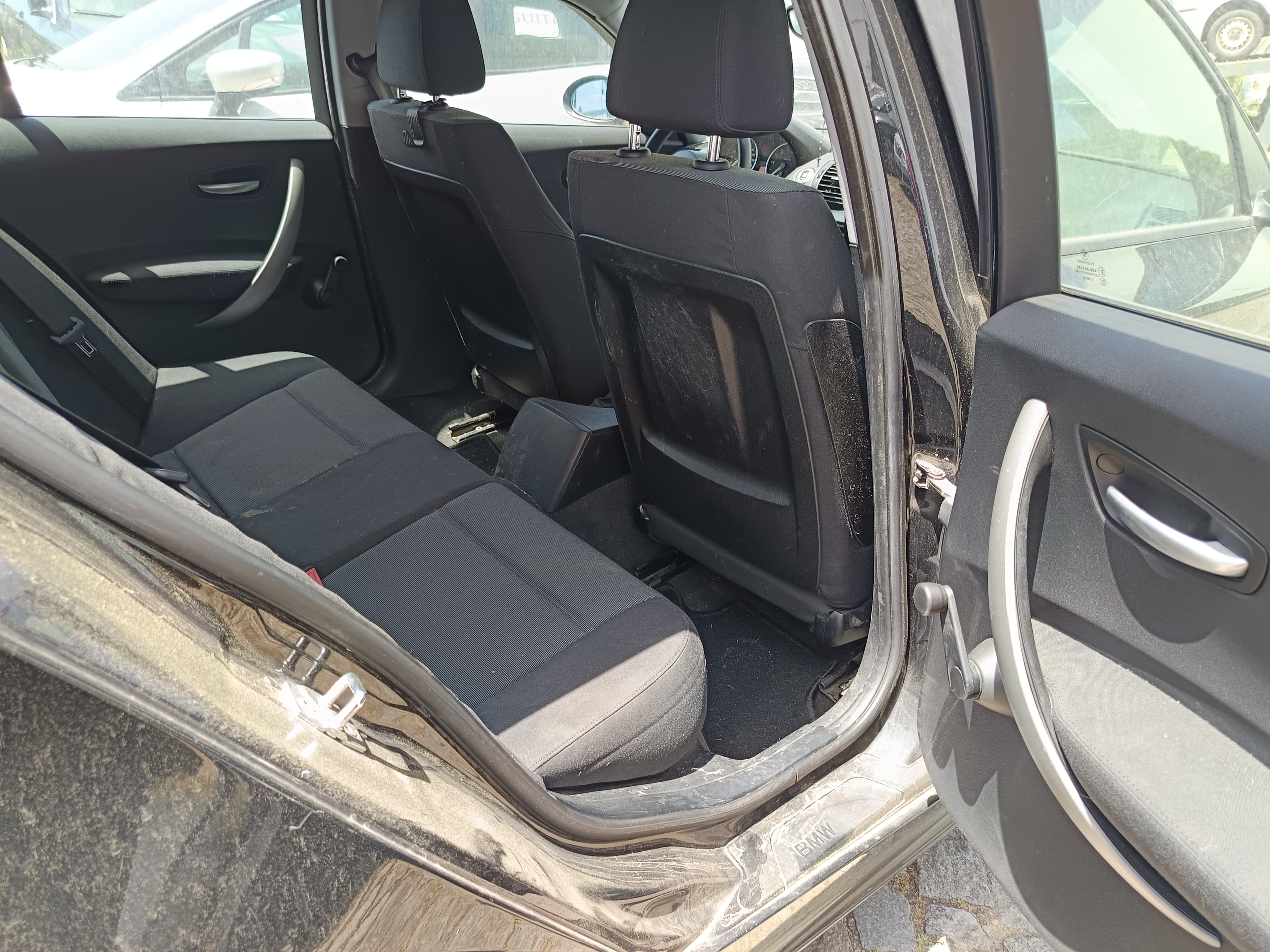 BMW 118 d · Ano 2007 — imagen 19