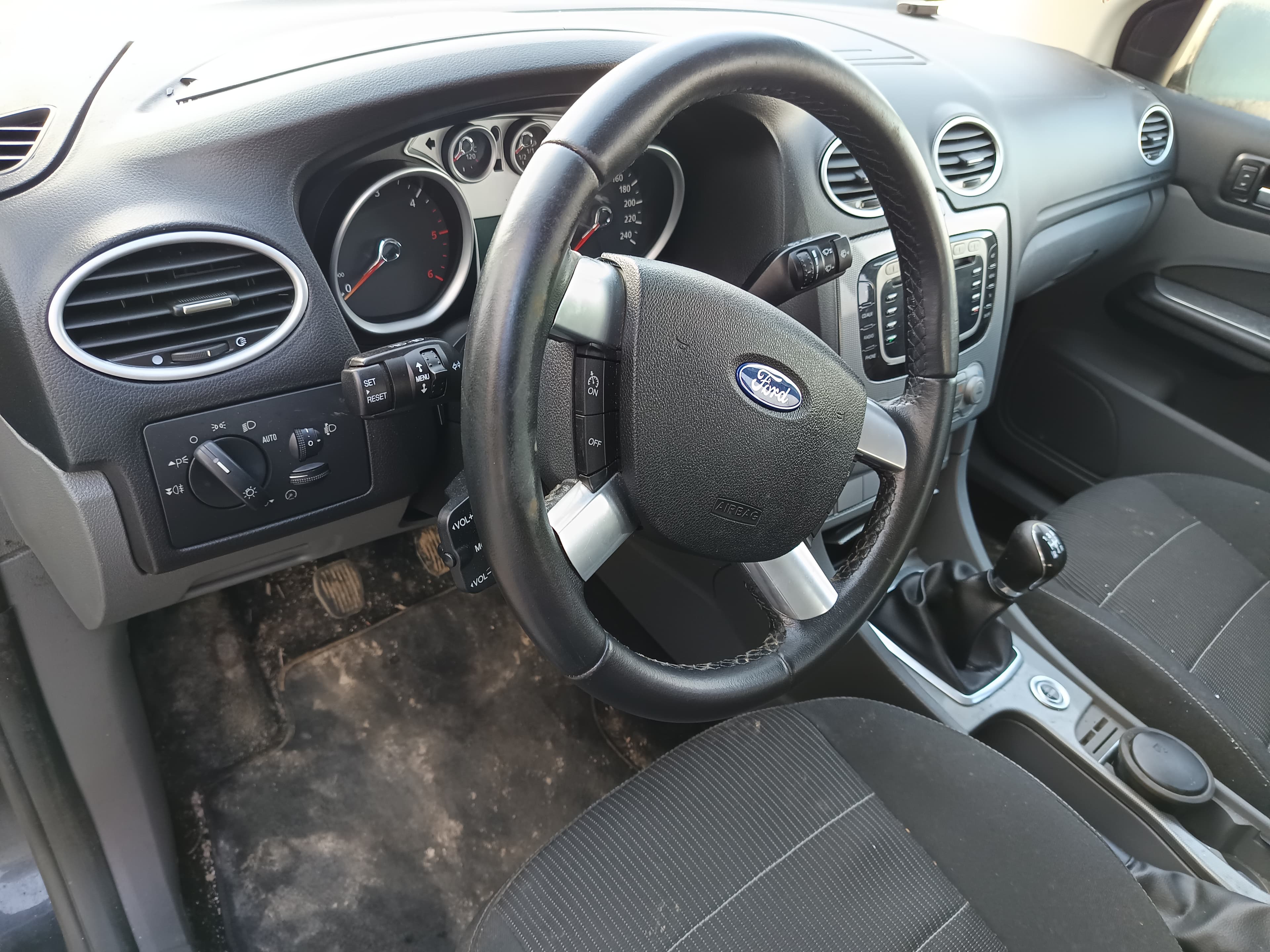 Ford Focus · Ano 2010 — imagen 31