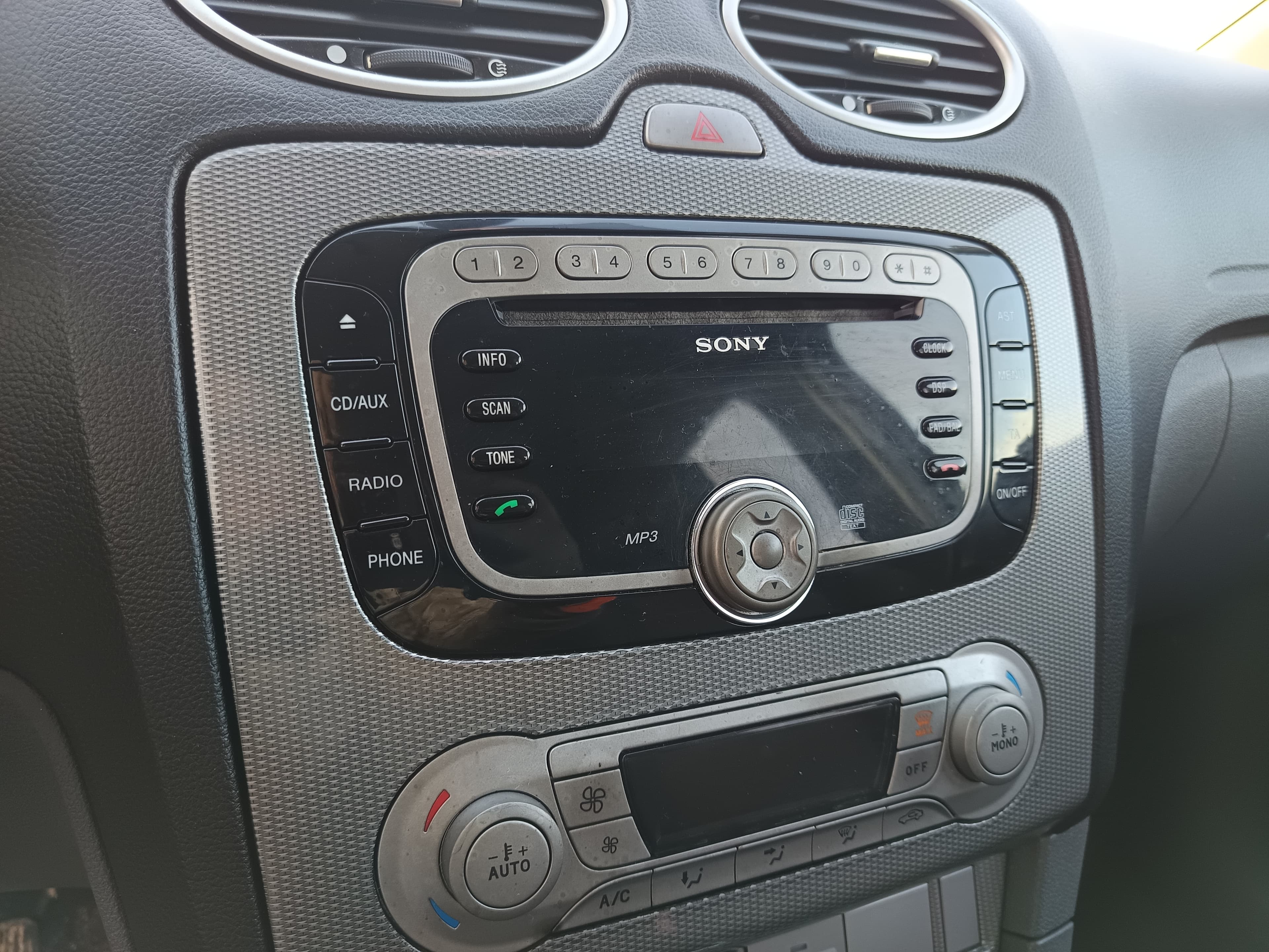 Ford Focus · Ano 2010 — imagen 33