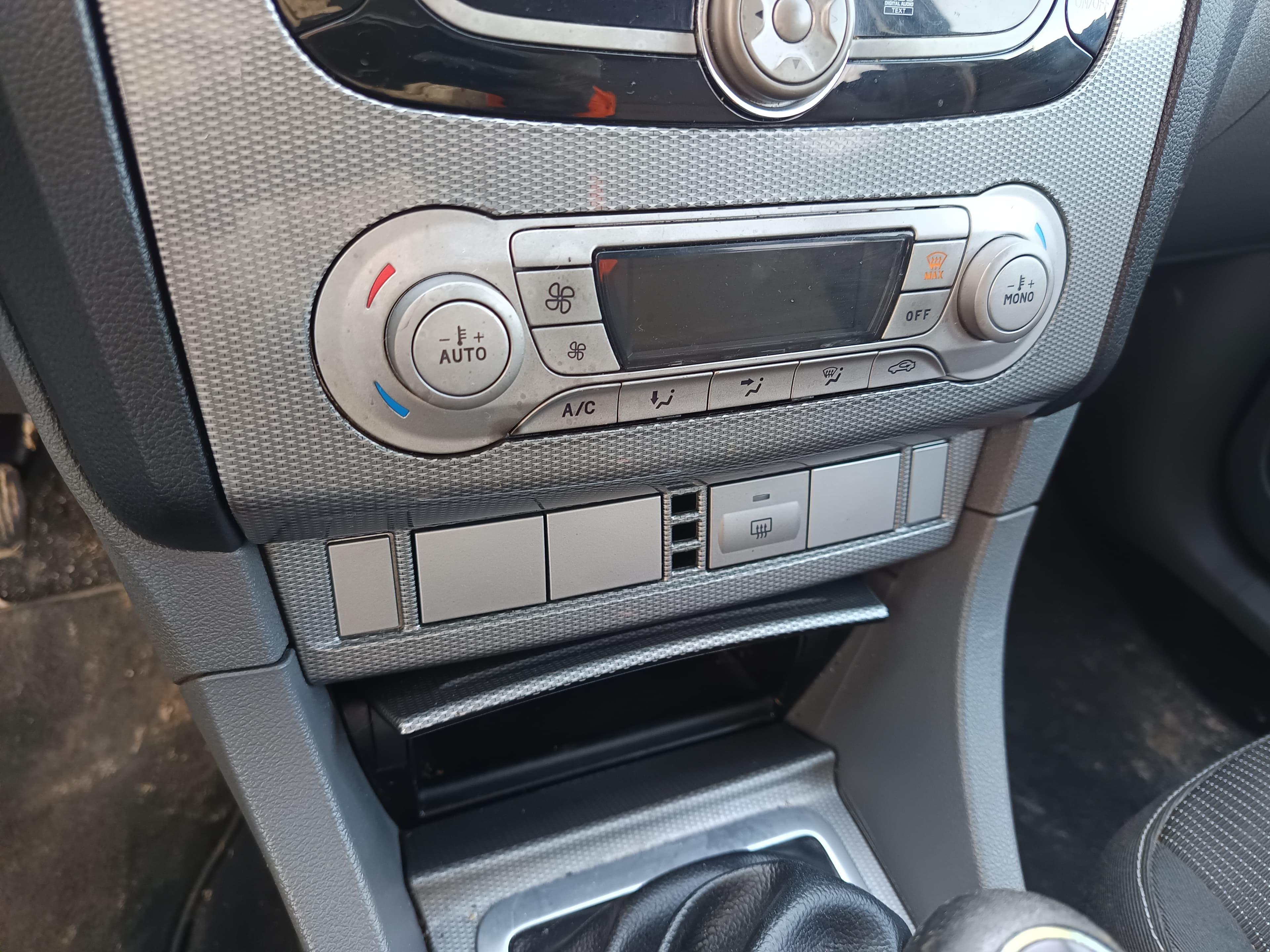 Ford Focus · Ano 2010 — image 34