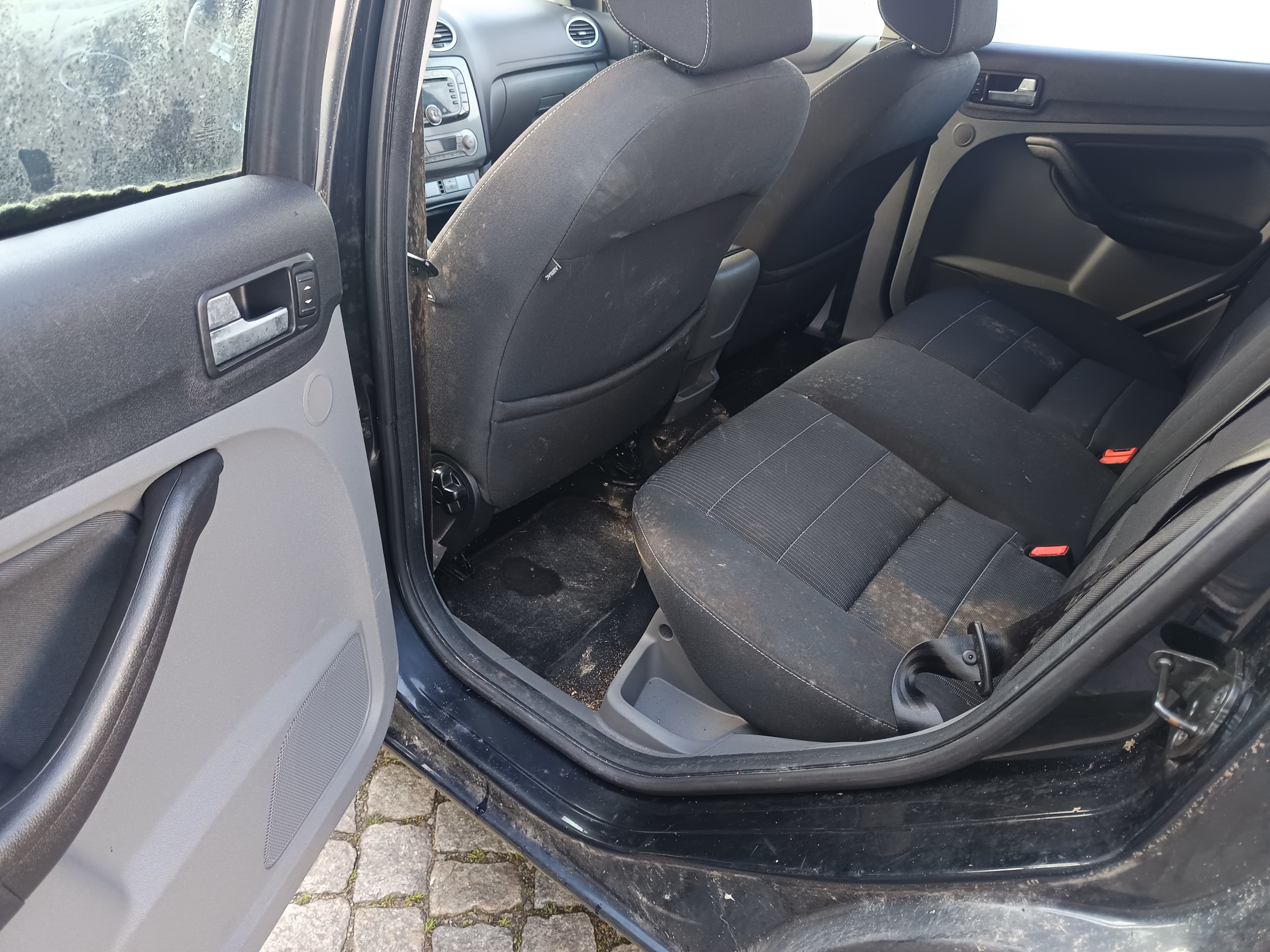 Ford Focus · Ano 2010 — image 17