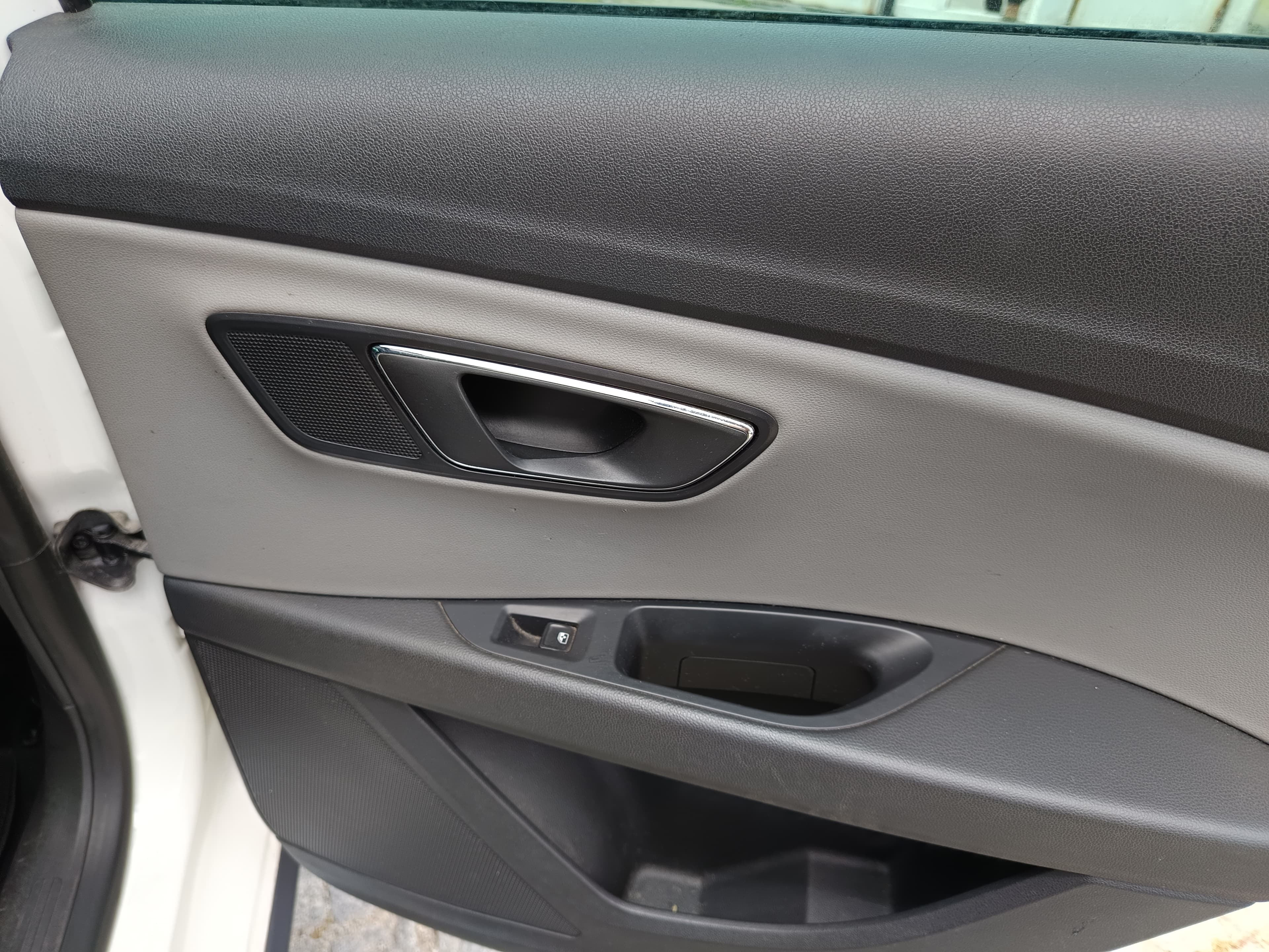 Seat Leon · Ano 2016 — imagen 22