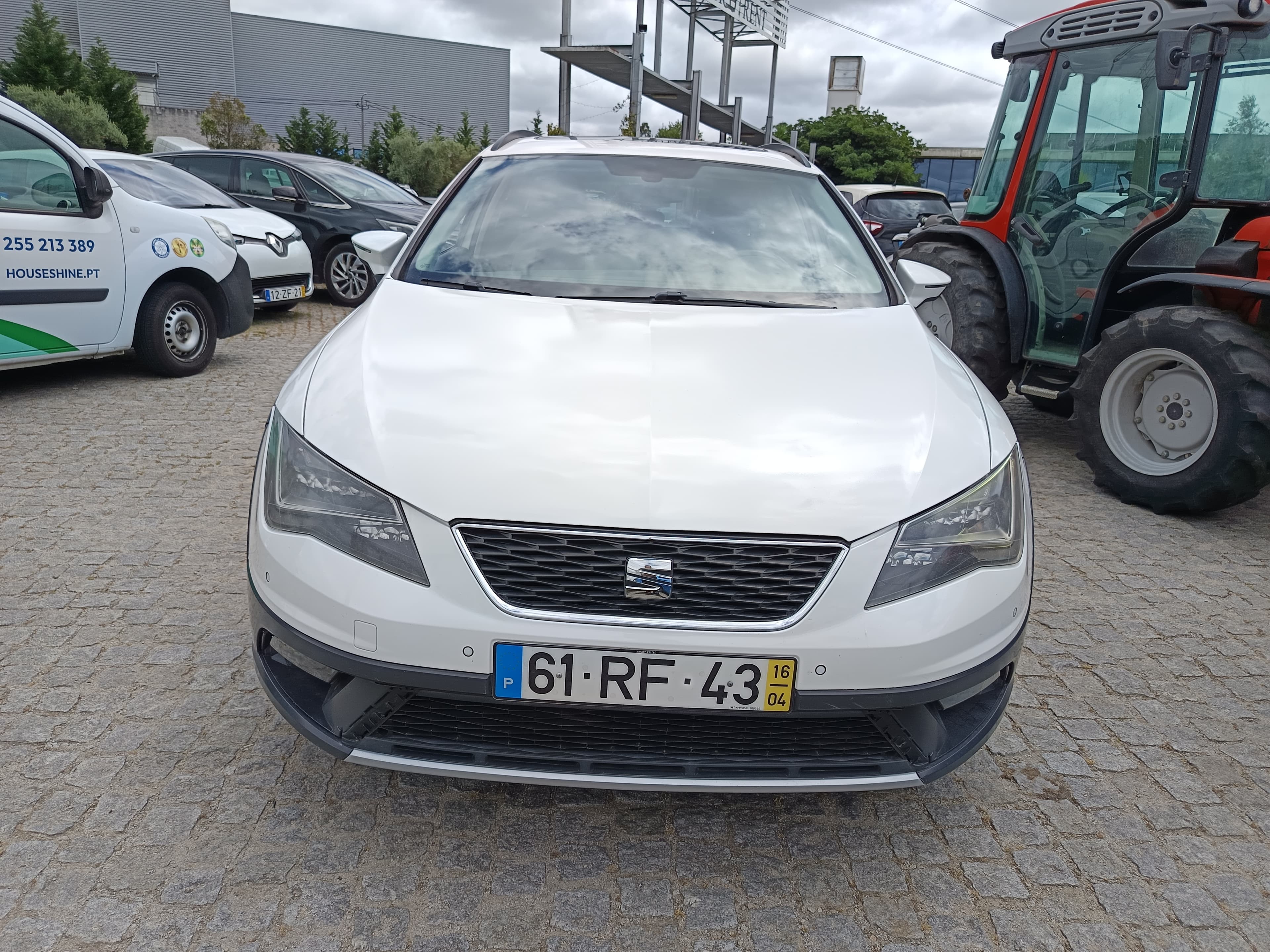 Seat Leon · Ano 2016 — imagen 2