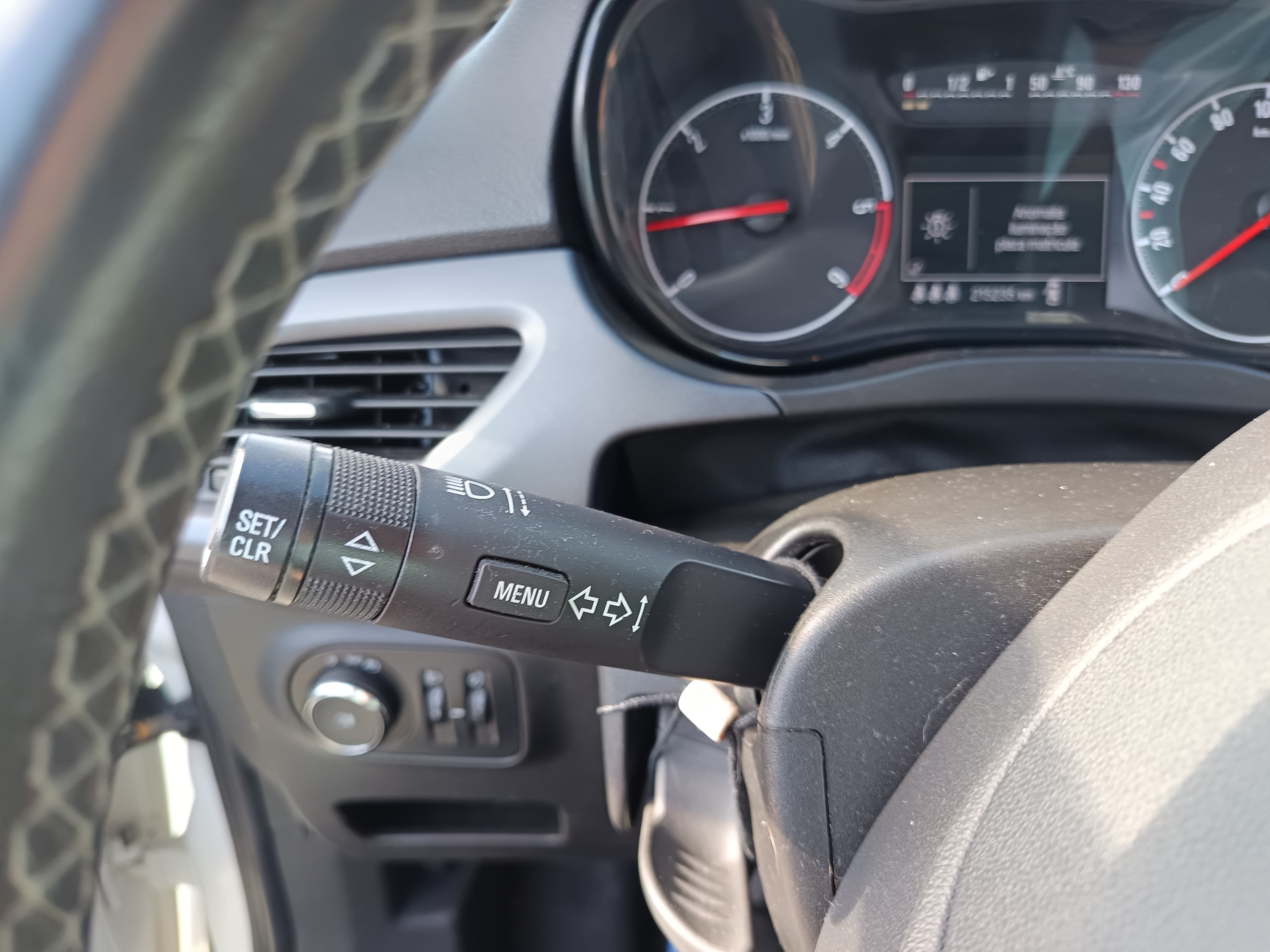 Opel Corsa · Ano 2018 — imagen 42