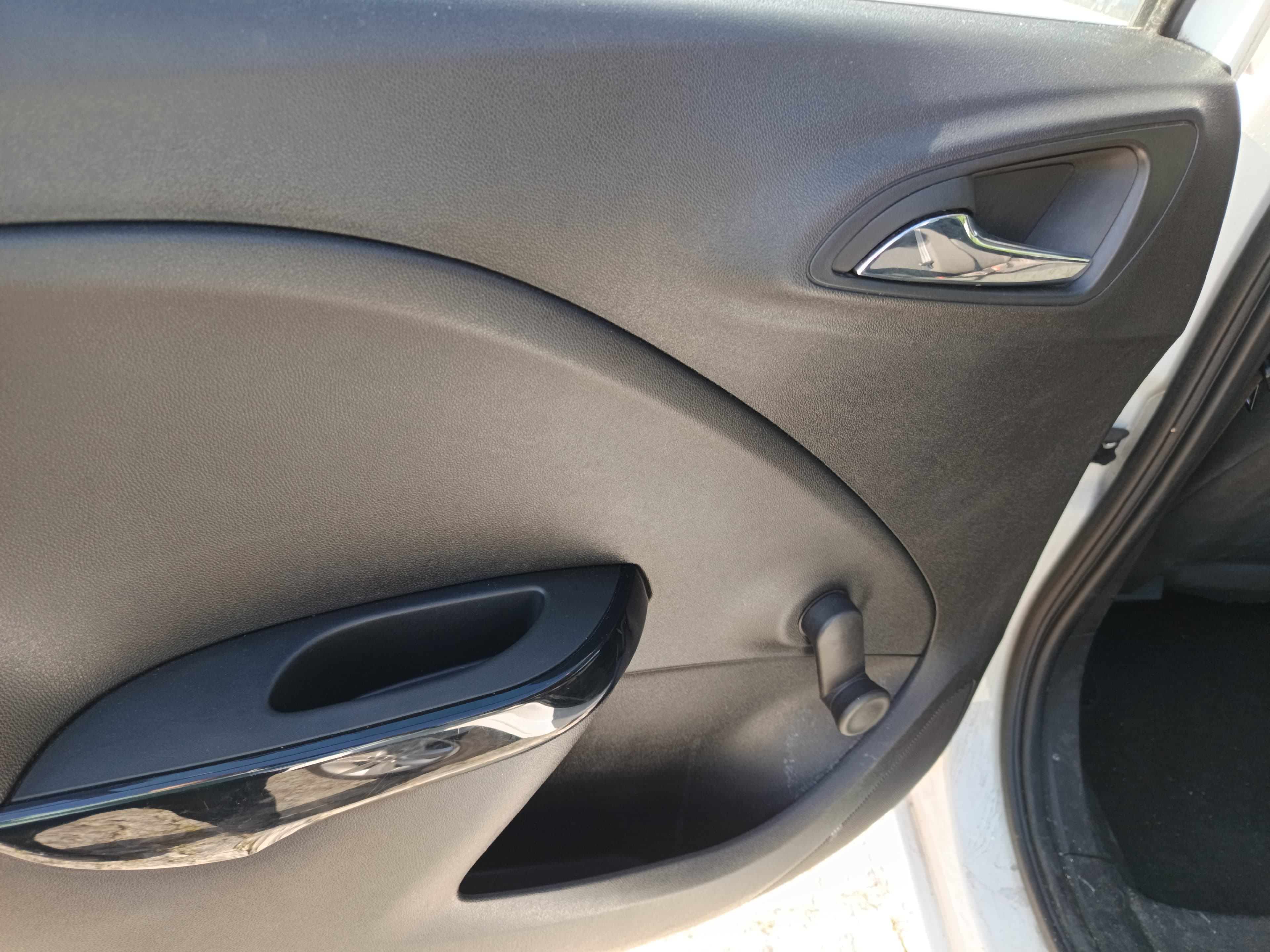 Opel Corsa · Ano 2018 — imagen 29