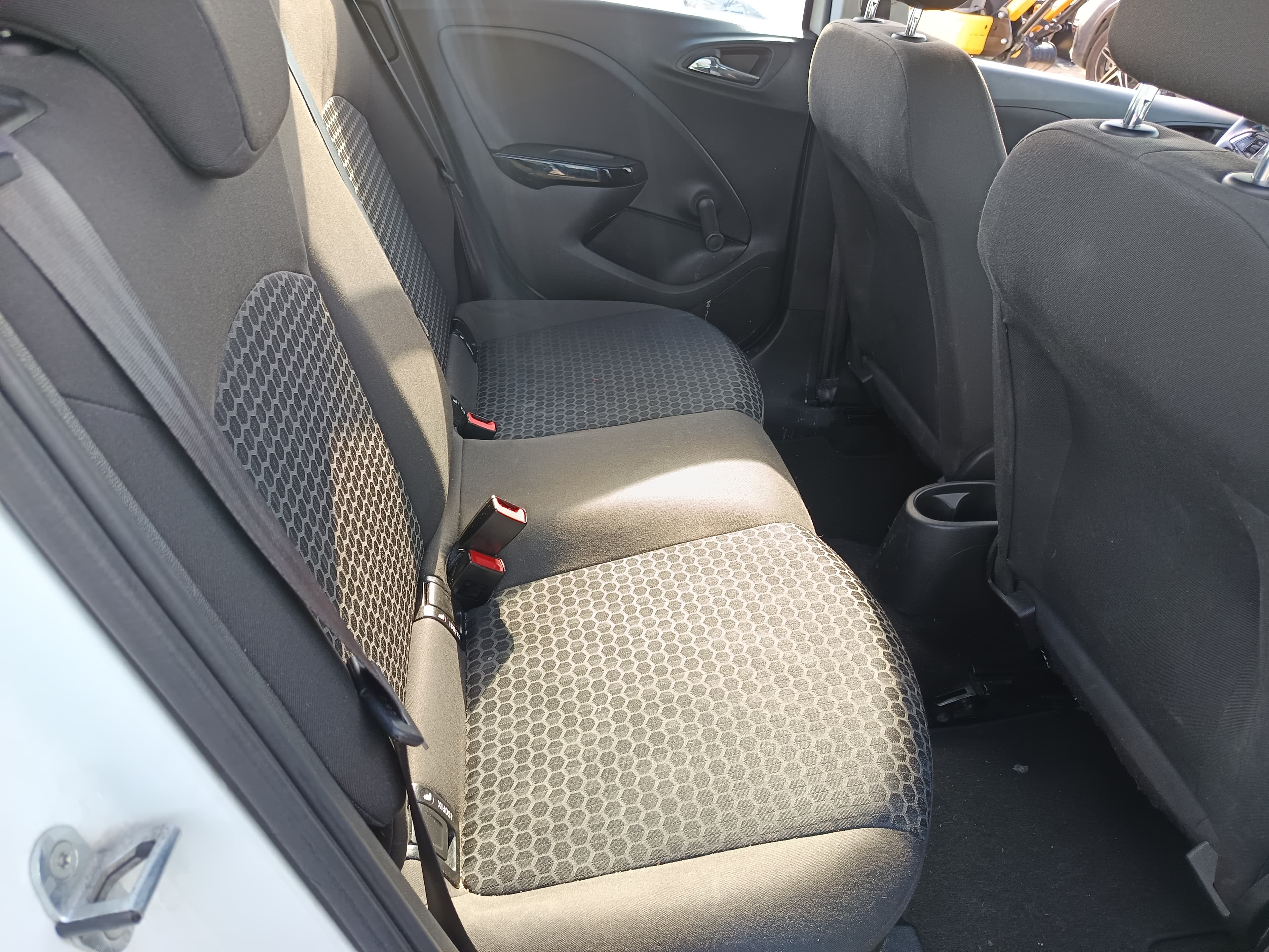 Opel Corsa · Ano 2018 — imagen 23