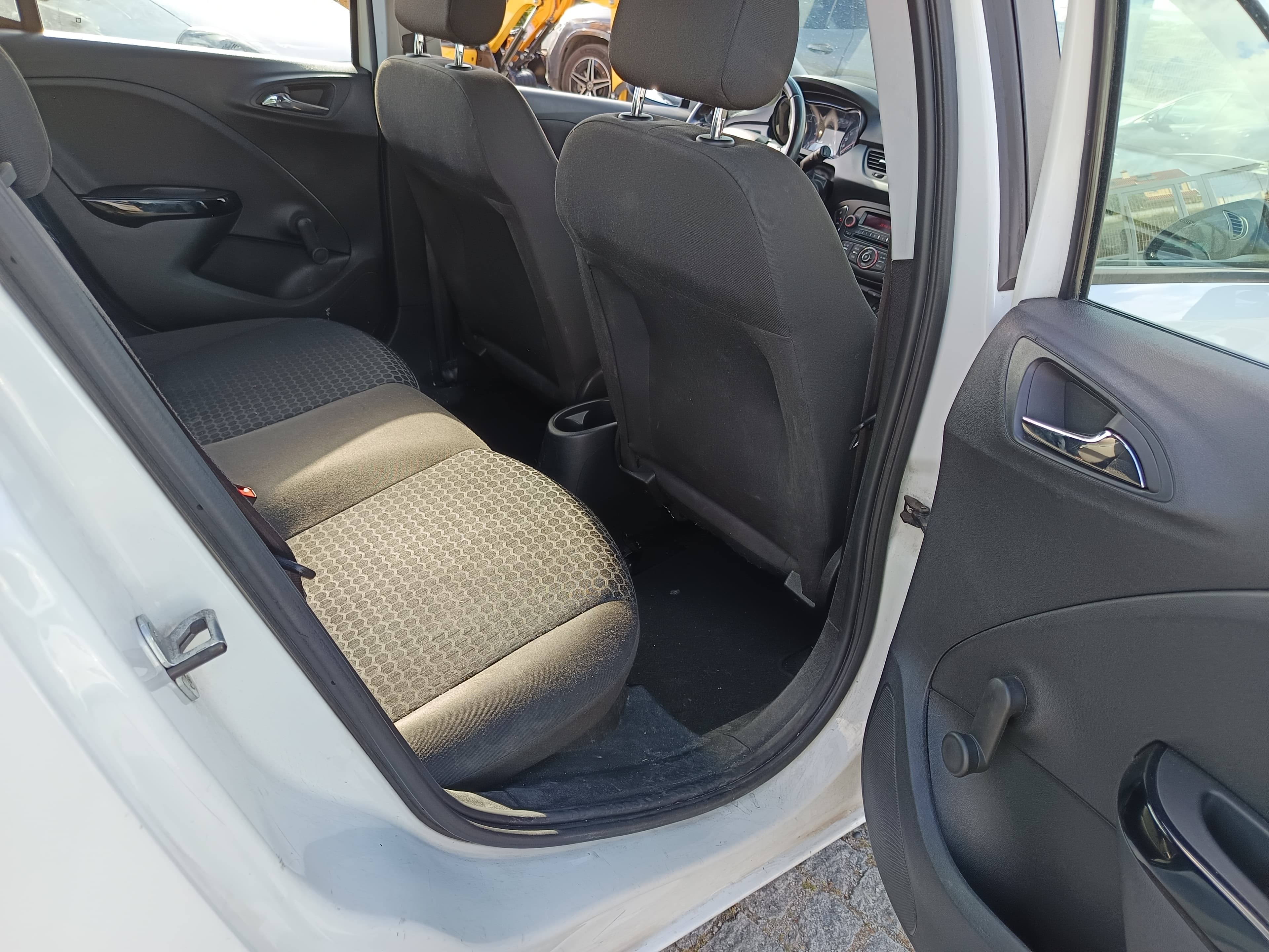 Opel Corsa · Ano 2018 — imagen 21