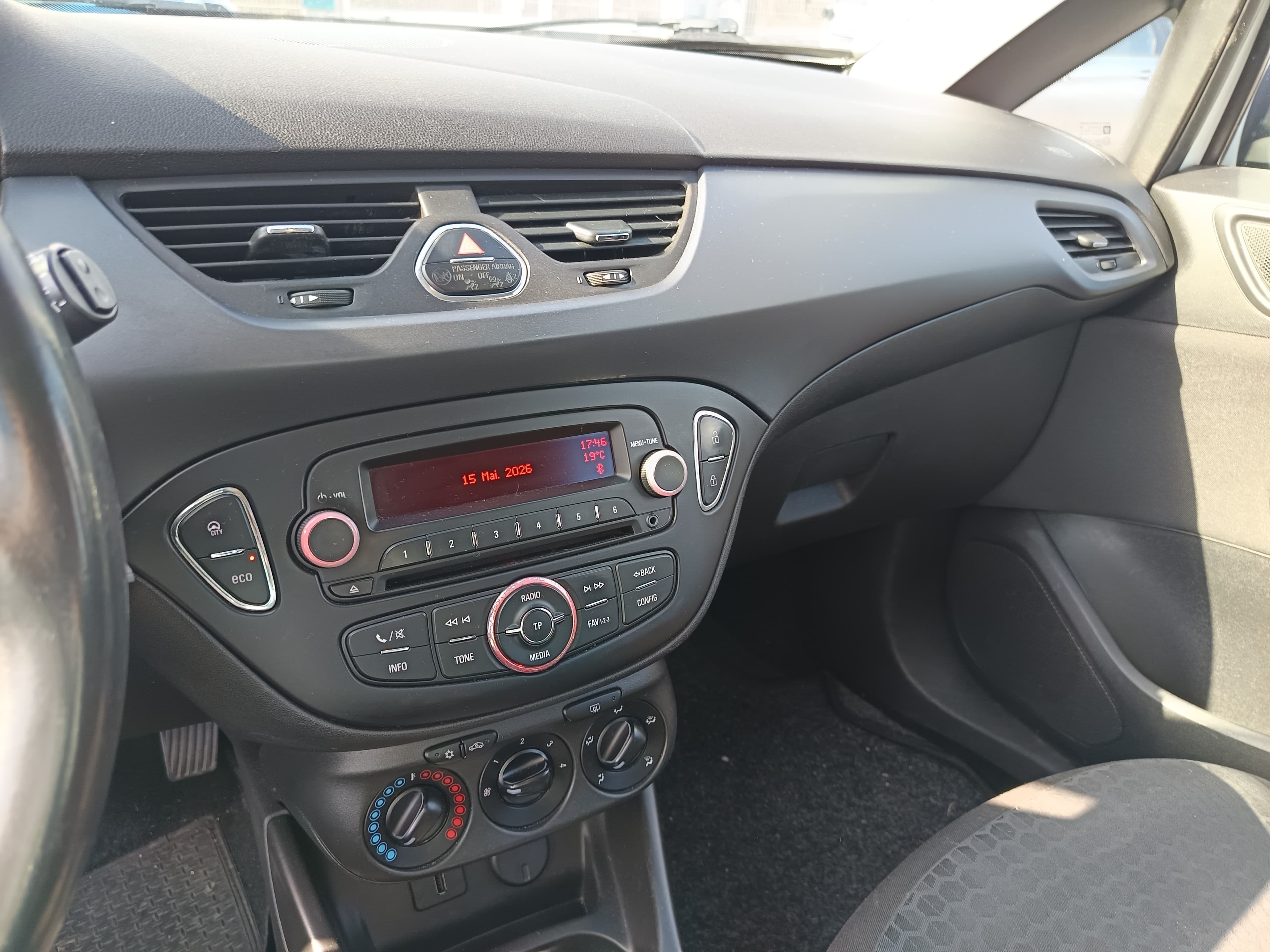 Opel Corsa · Ano 2018 — imagen 36