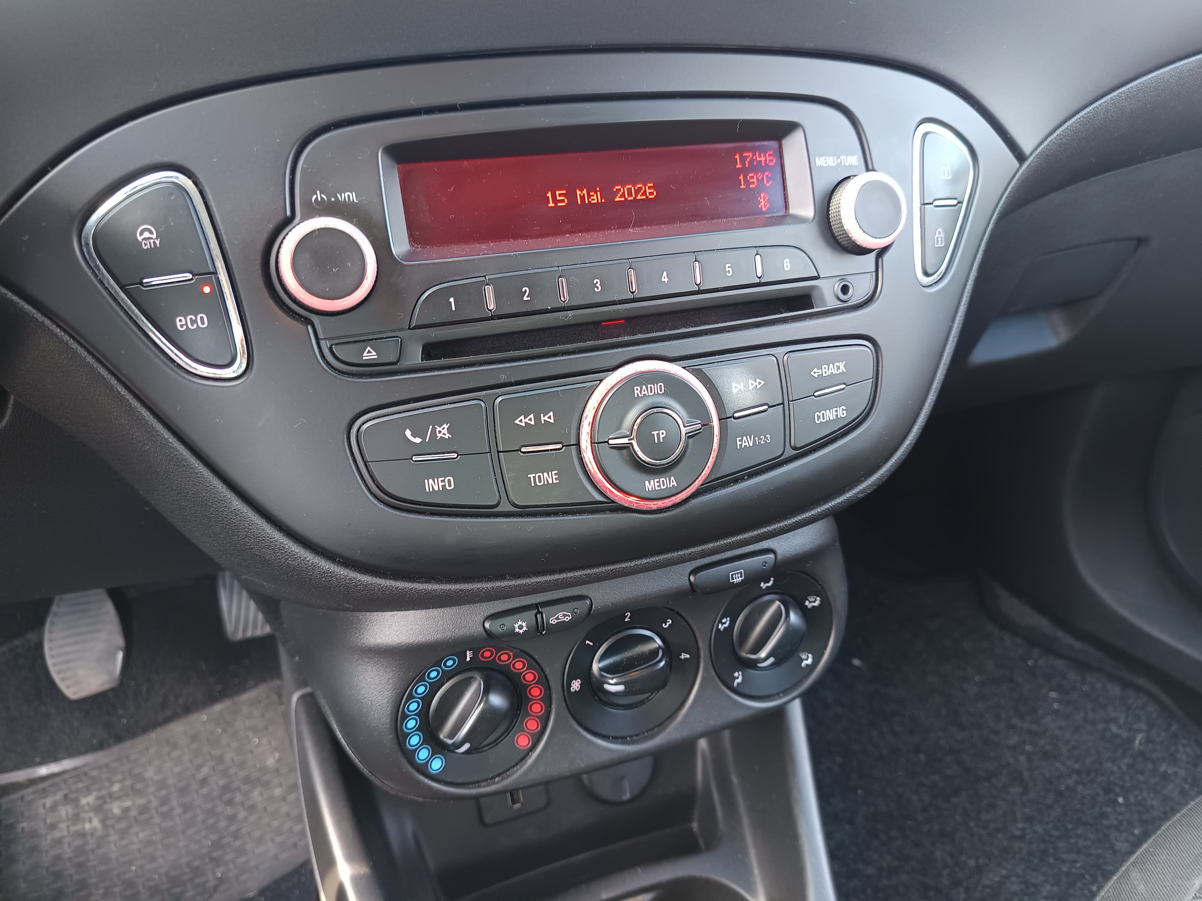 Opel Corsa · Ano 2018 — imagen 37