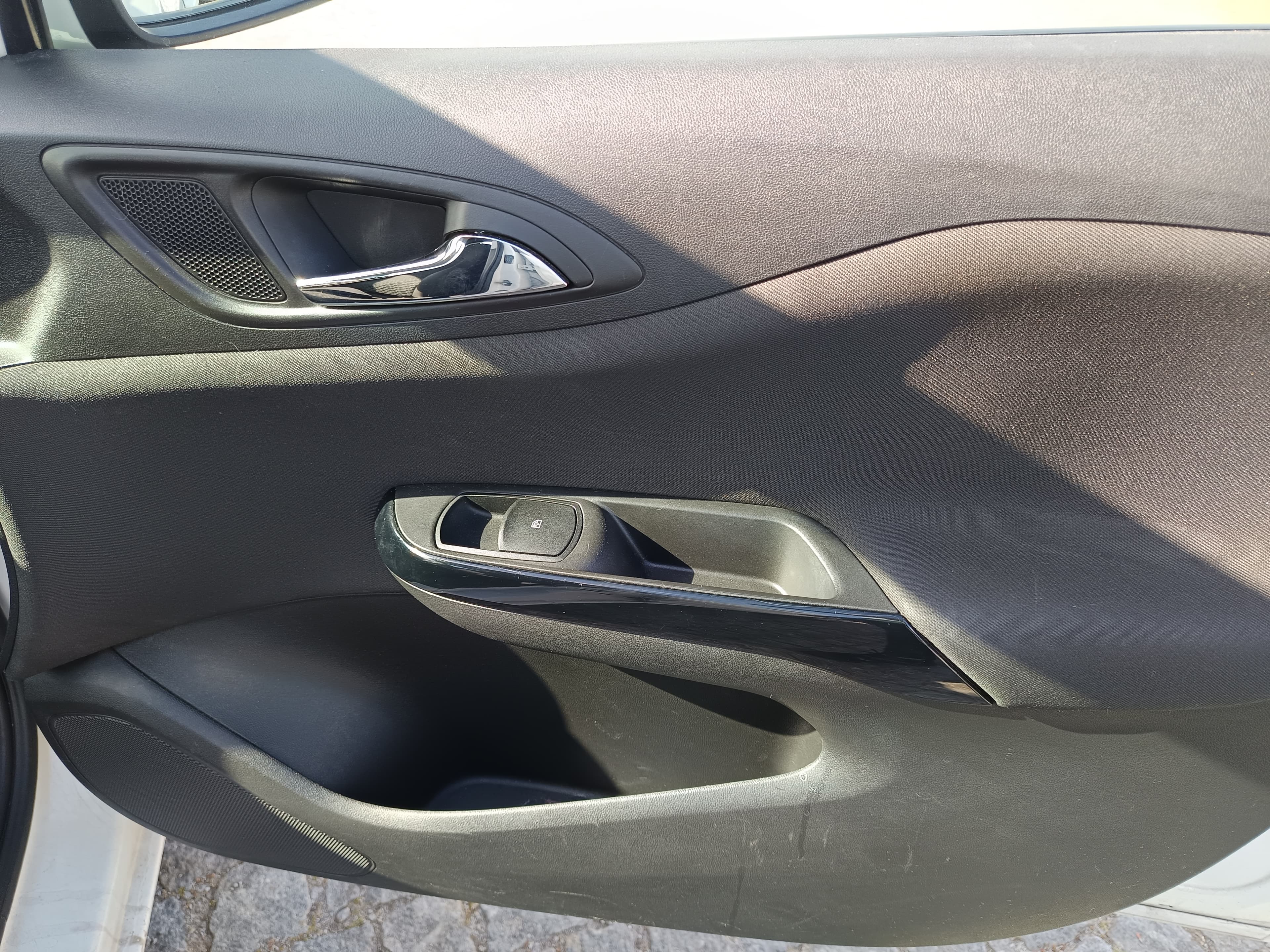 Opel Corsa · Ano 2018 — imagen 25