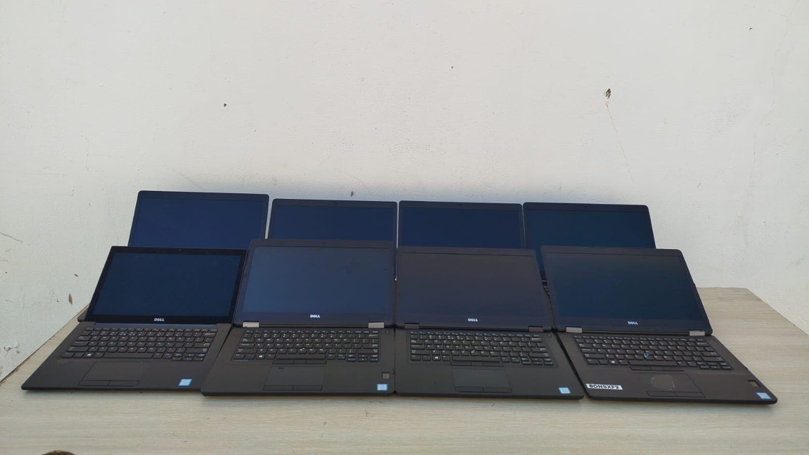 Laptops Dell