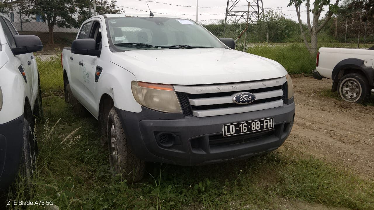 Vehículo ligero Ford Ranger 2,2 DC XL MT 5 — imagen 2