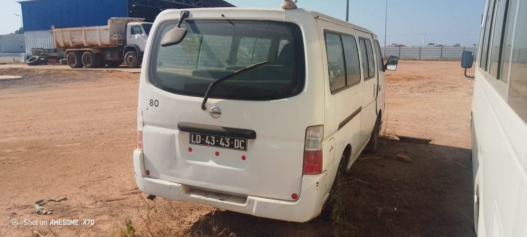 Viatura Ligeira Passageiros Nissan Urvan — imagen 3
