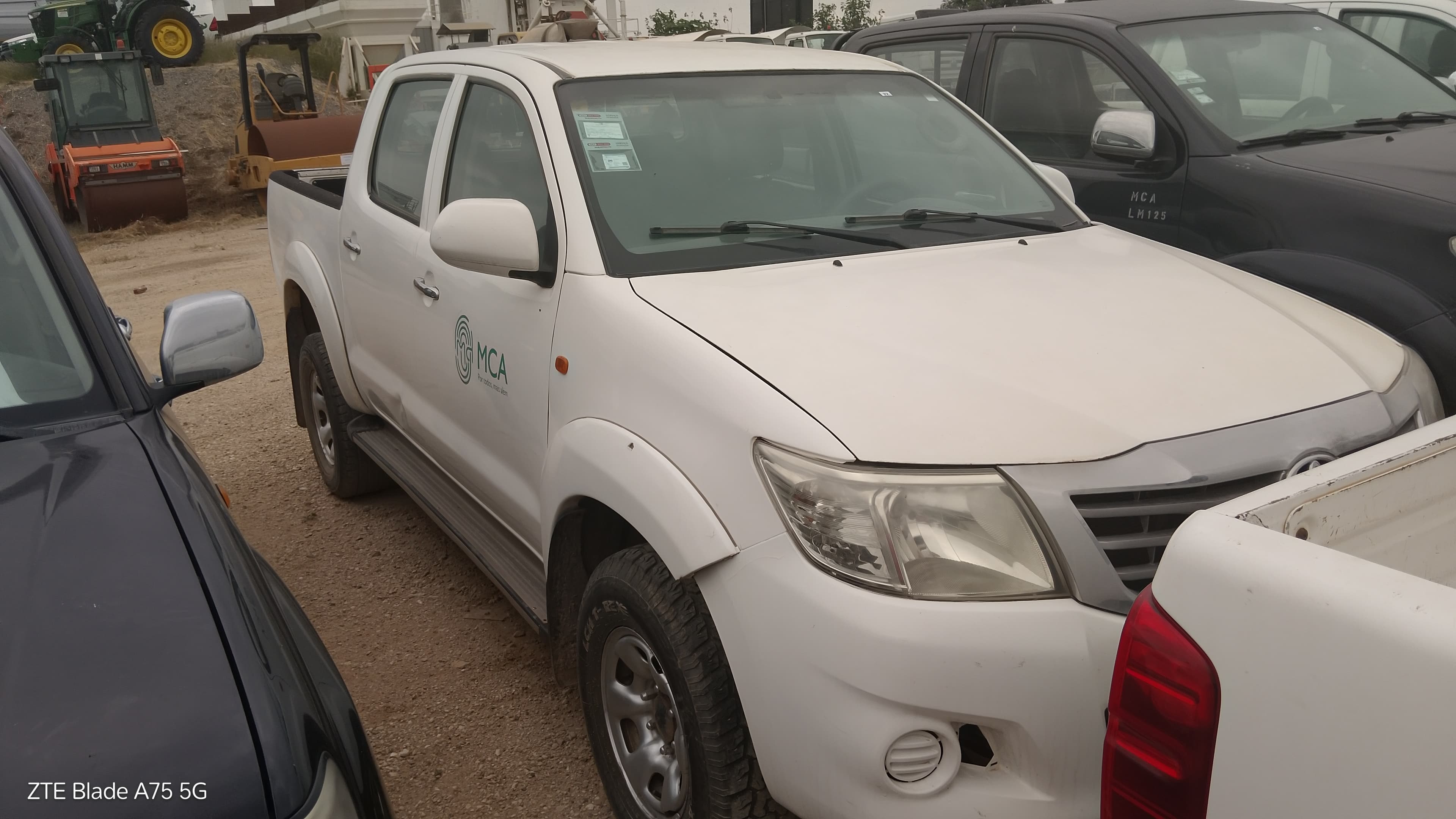 Véhicule léger Toyota Hilux 4x4 CD — image 1
