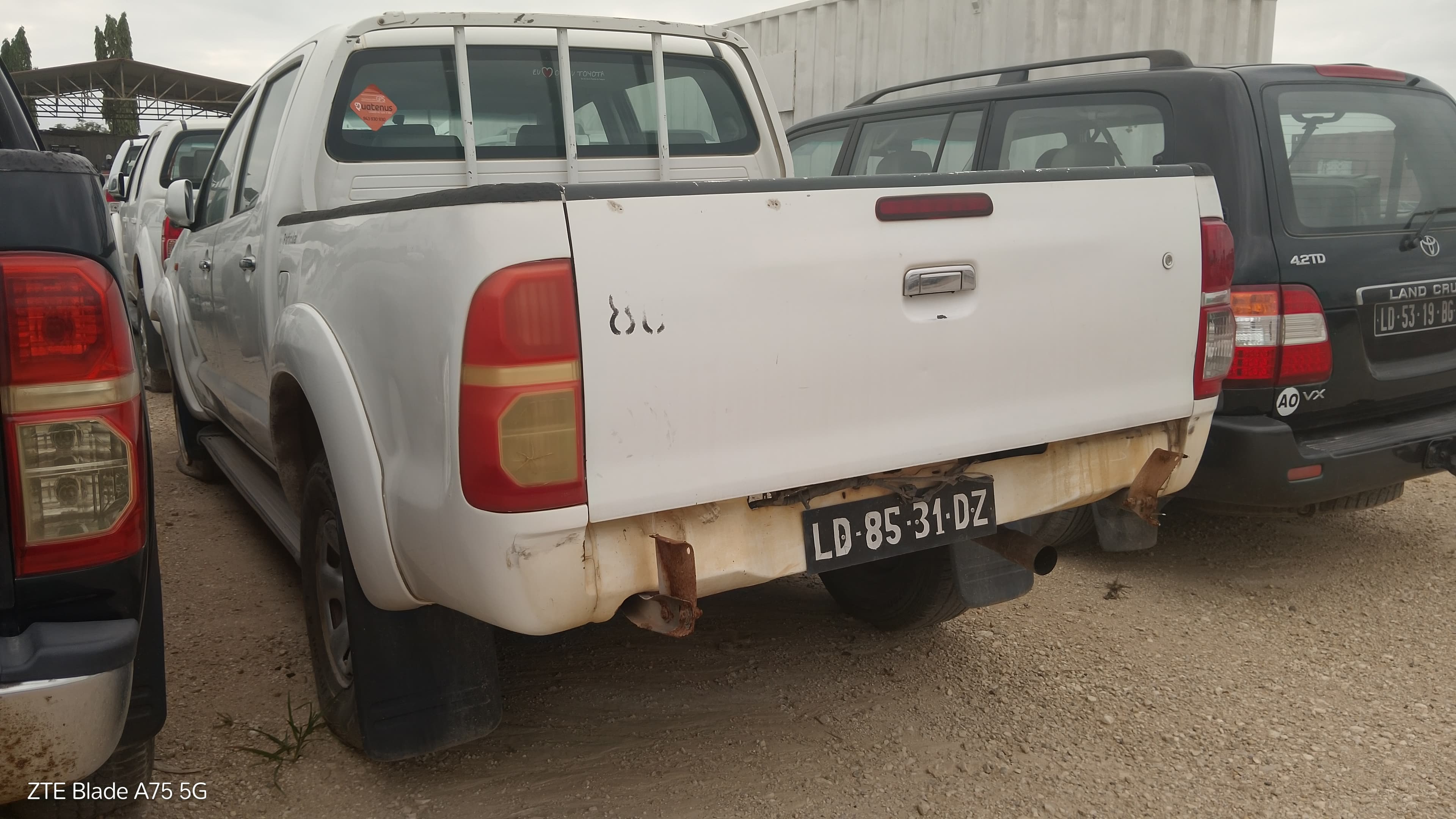 Véhicule léger Toyota Hilux 4x4 CD — image 5