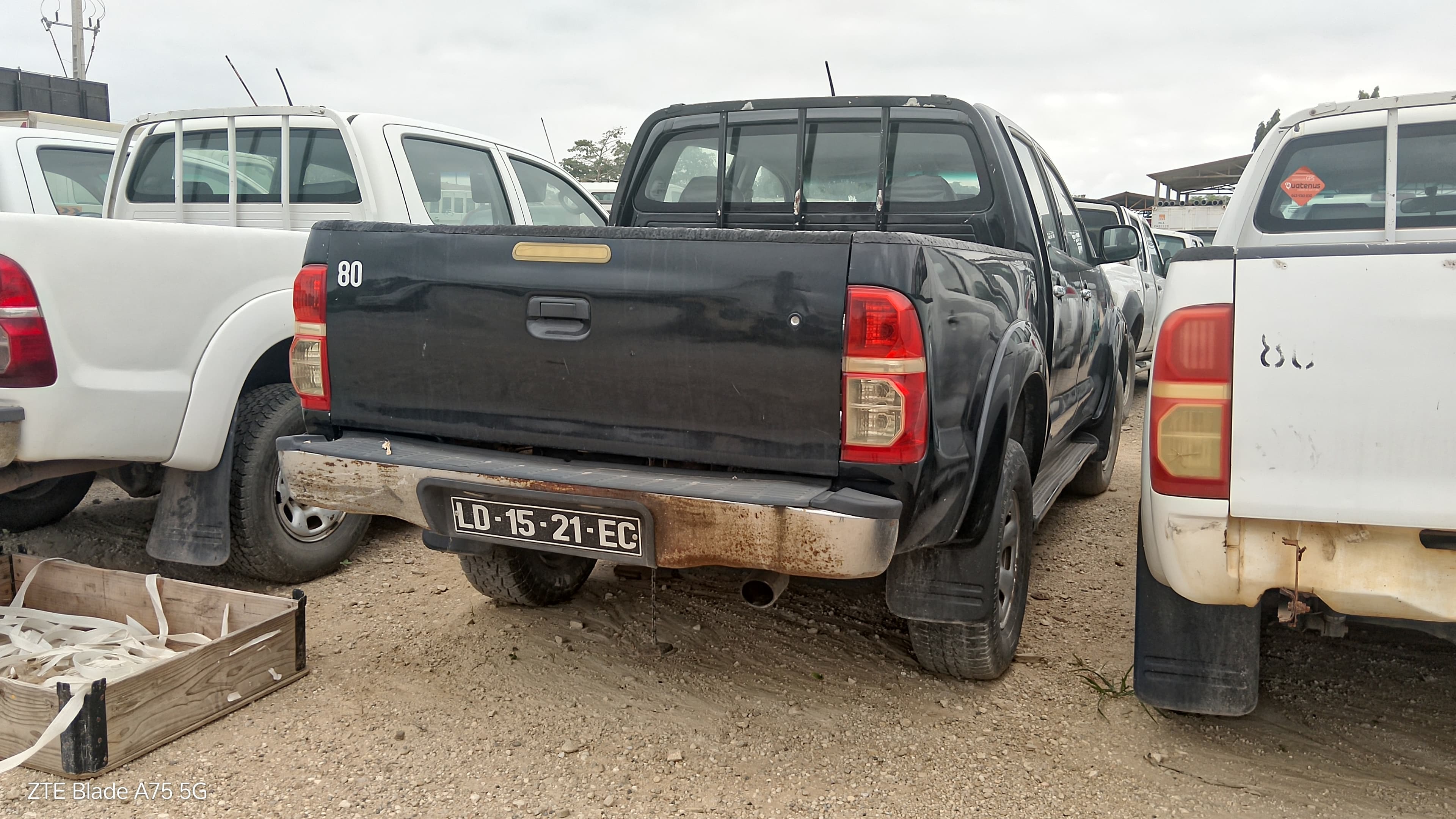Véhicule léger Toyota Hilux 4x4 CD — image 6