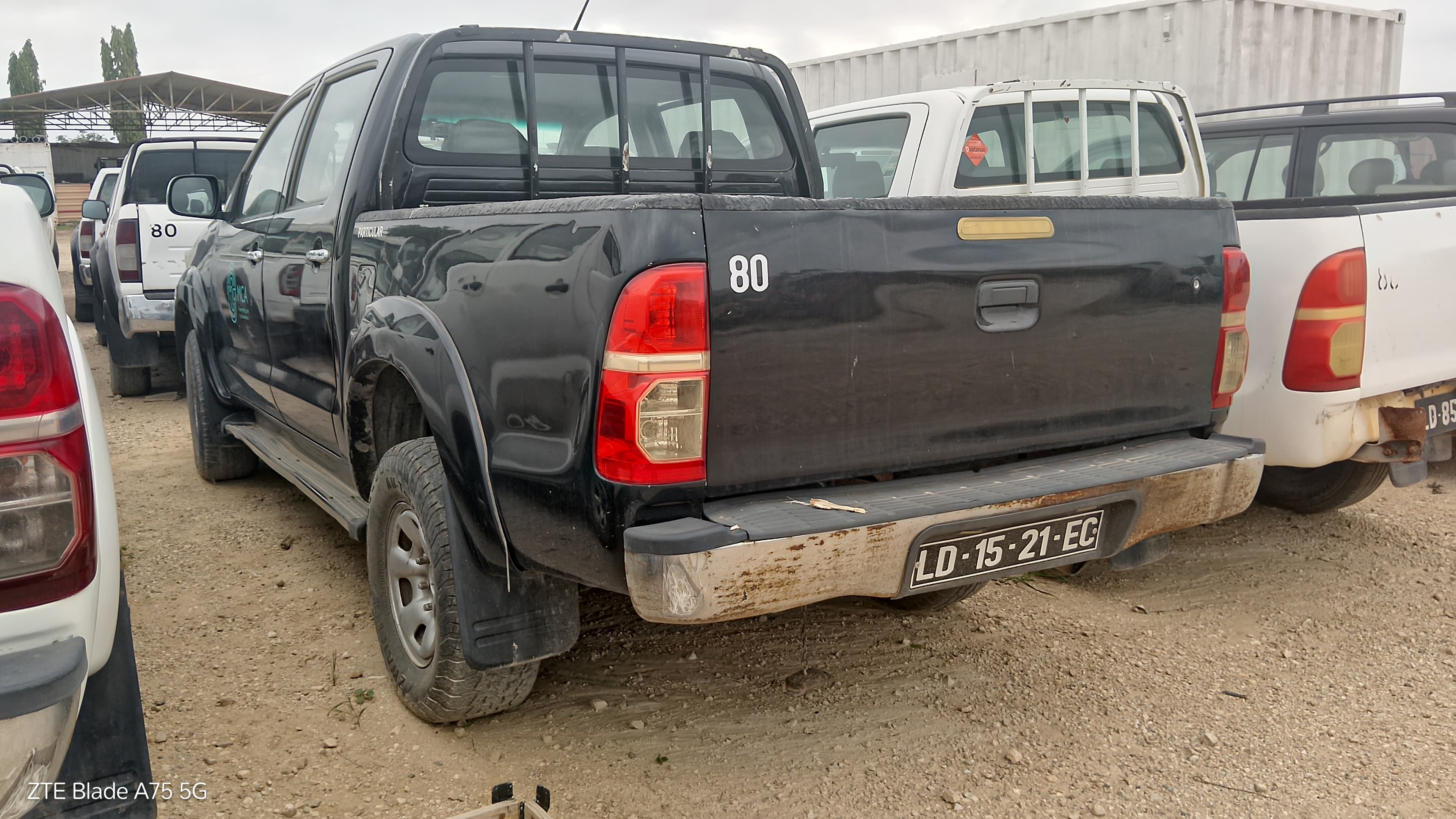 Véhicule léger Toyota Hilux 4x4 CD — image 4