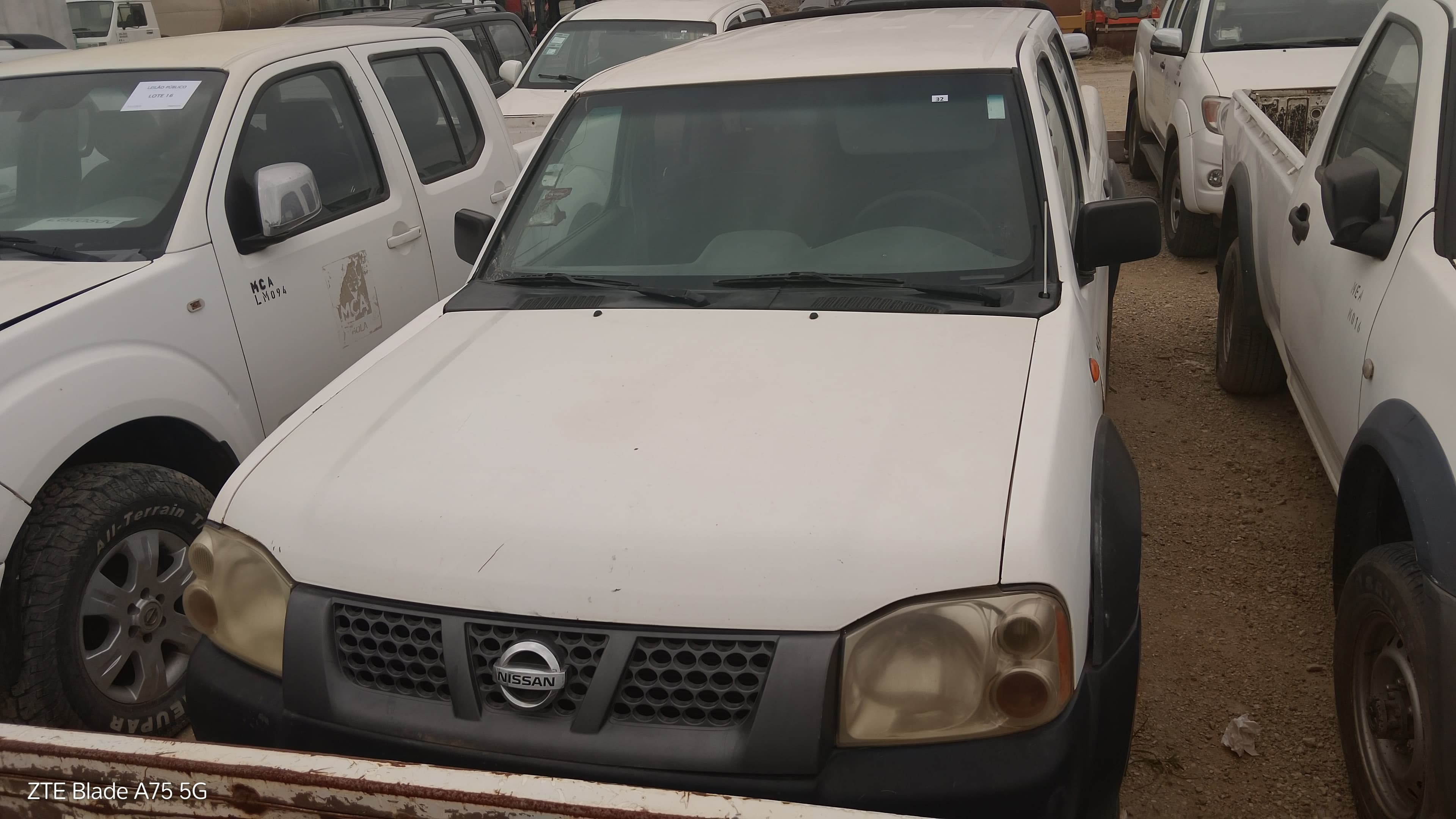 Viatura Ligeira Nissan Hardbody CD — image 2