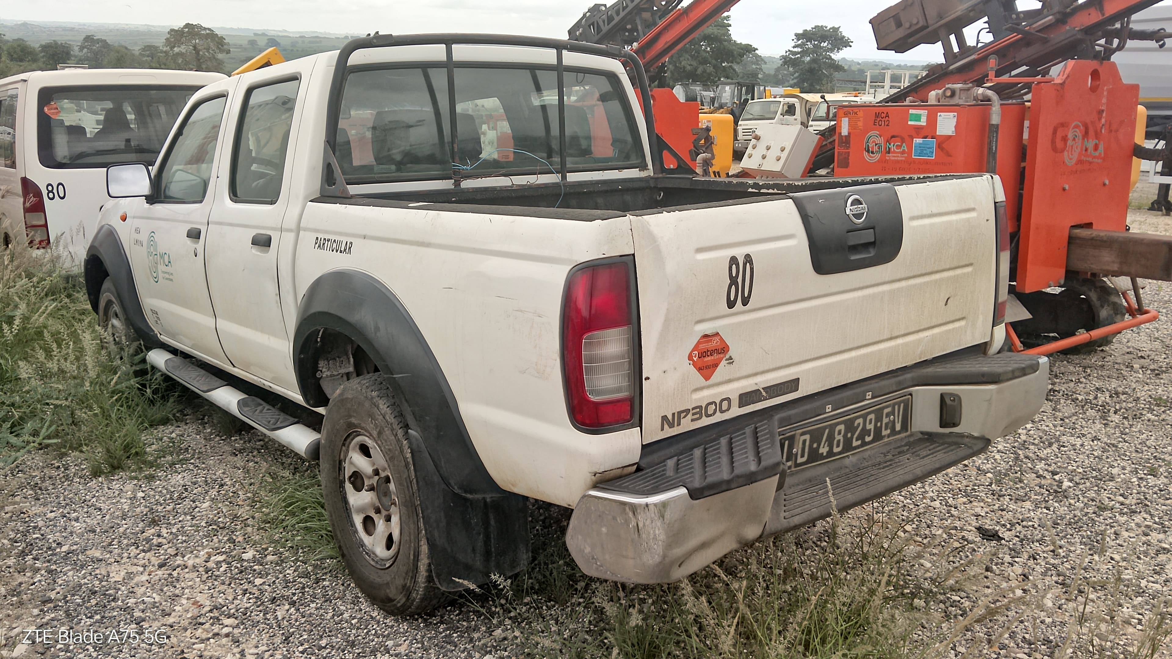 Véhicule léger Nissan Hardbody CD — image 5