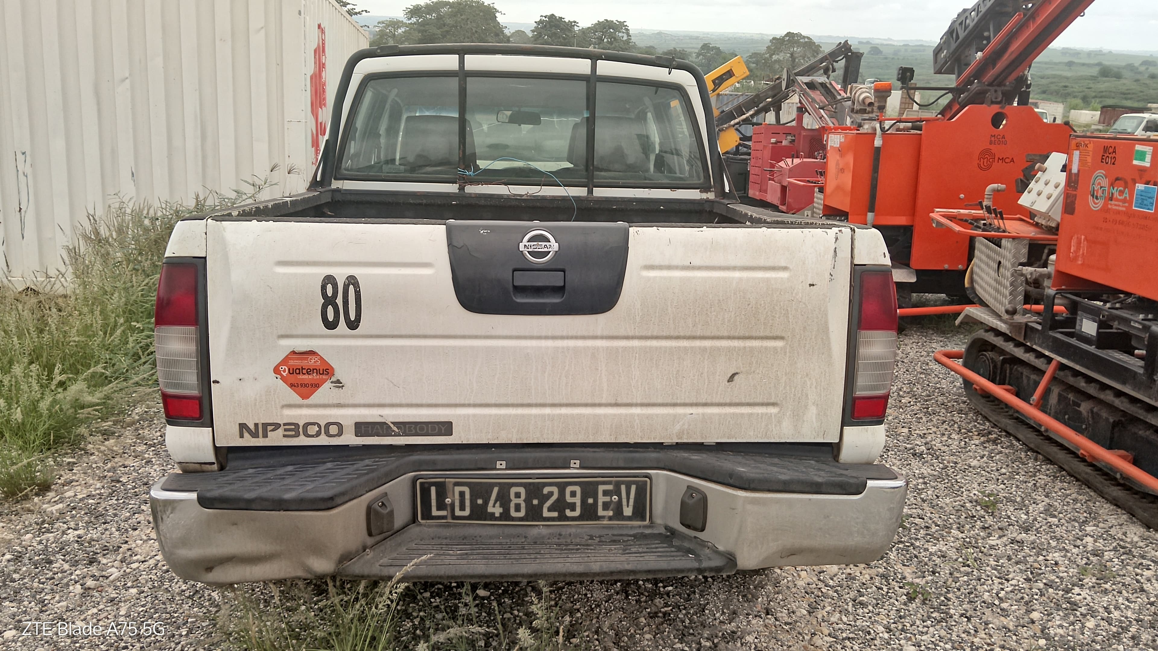 Véhicule léger Nissan Hardbody CD — image 7