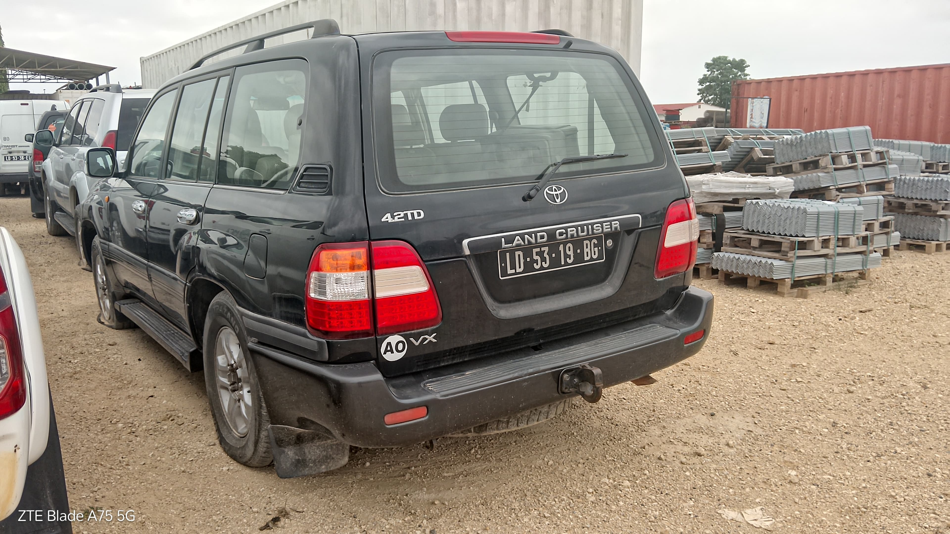 Jipe Toyota Land Cruiser VX — image 3